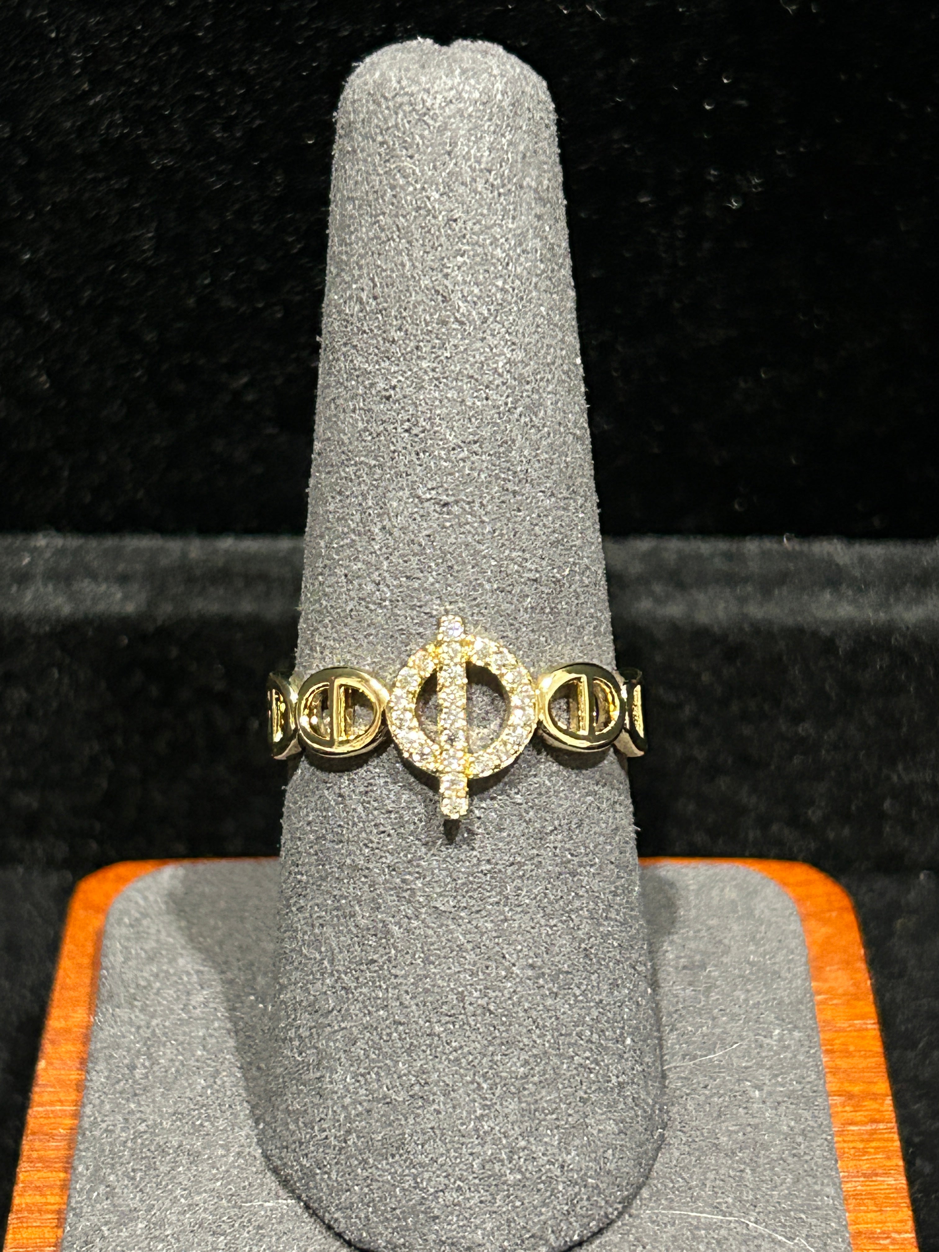 R36 - 14K Gold VVS CZ Size 8