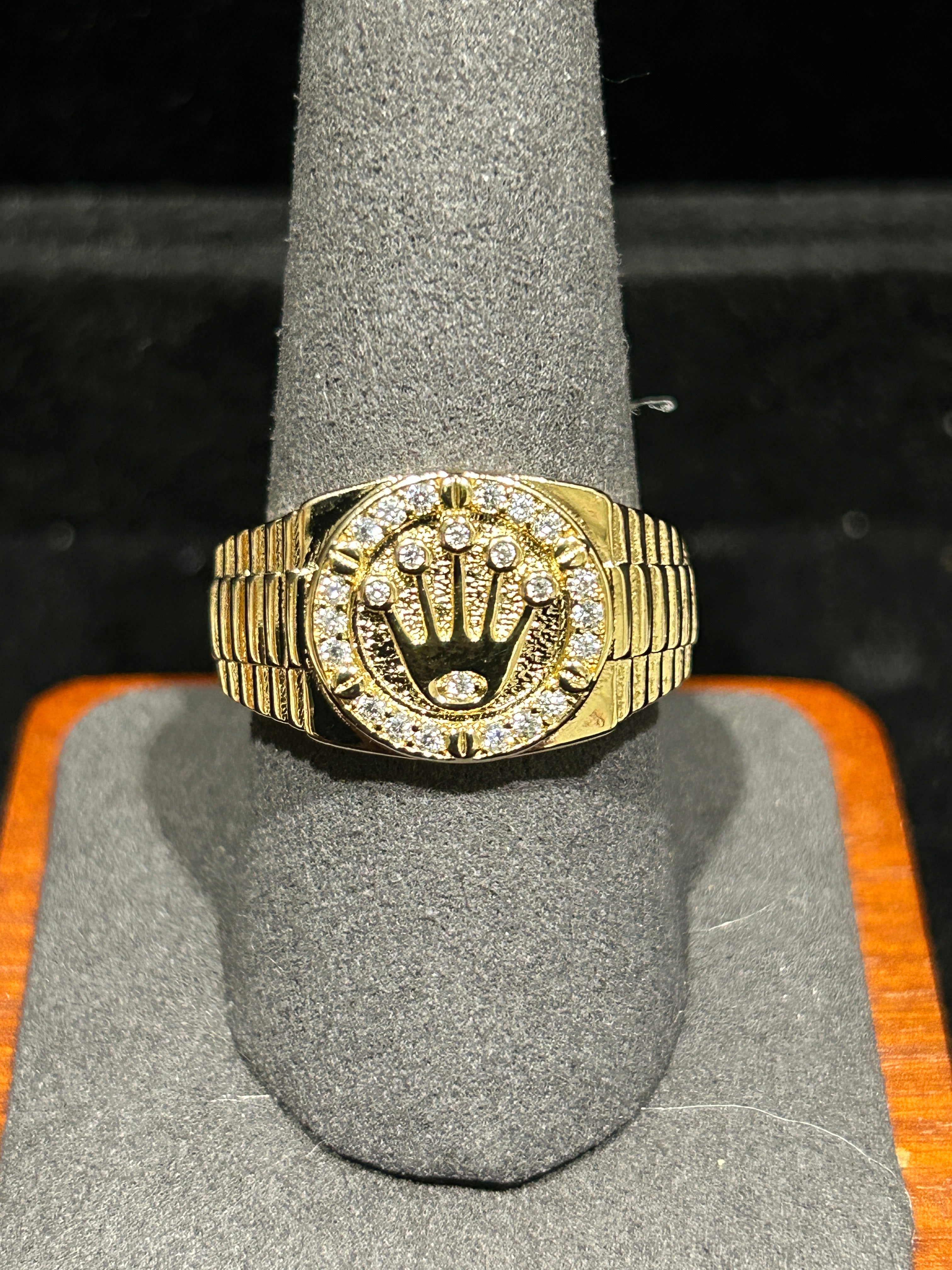 R26 - 14K Gold Rolex Style Size 10