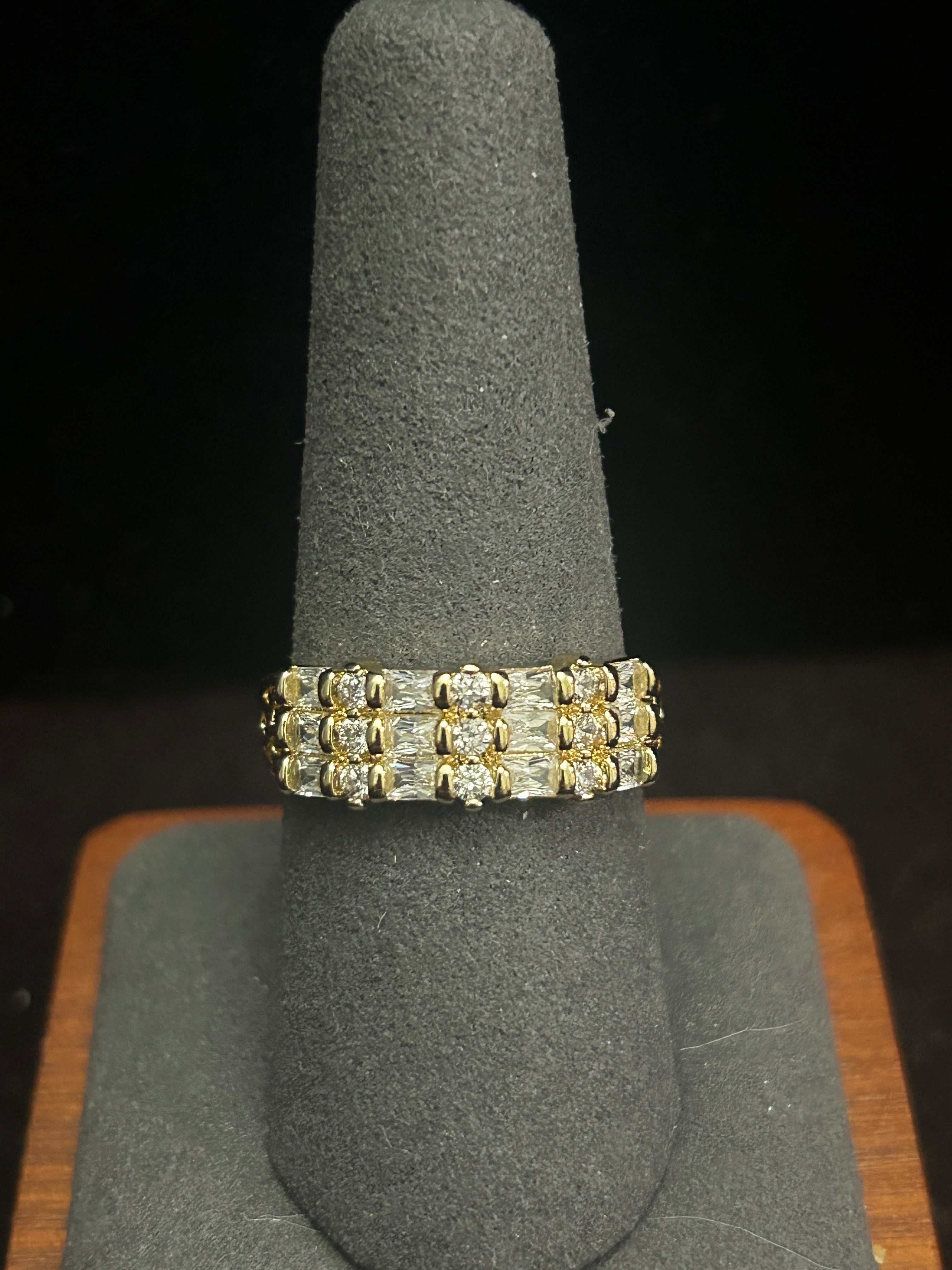 R13 - 14K Gold VVS CZ Size 9