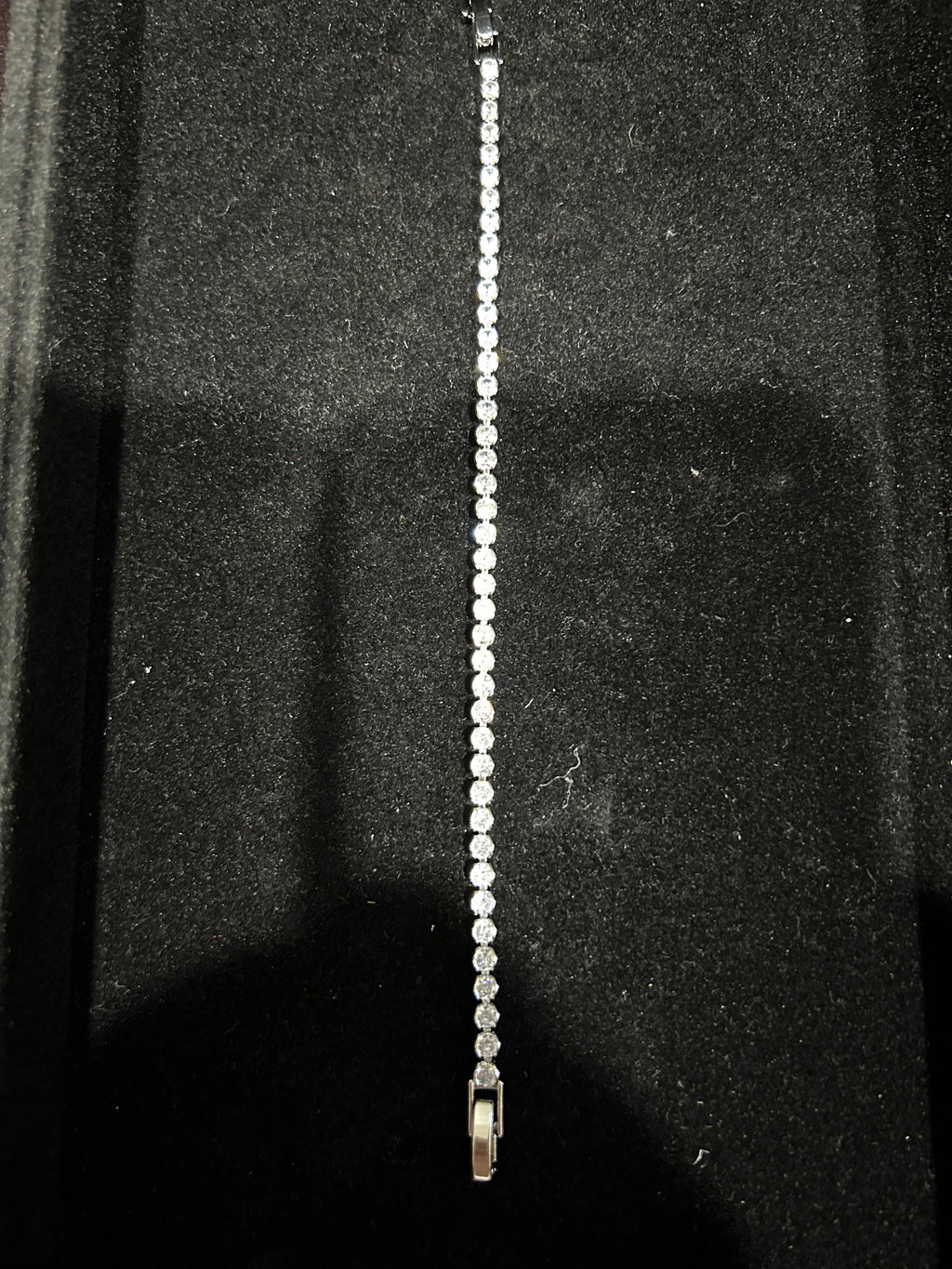 B46 - 14K White Gold VVS CZ 7 Inch 2mm Tennis