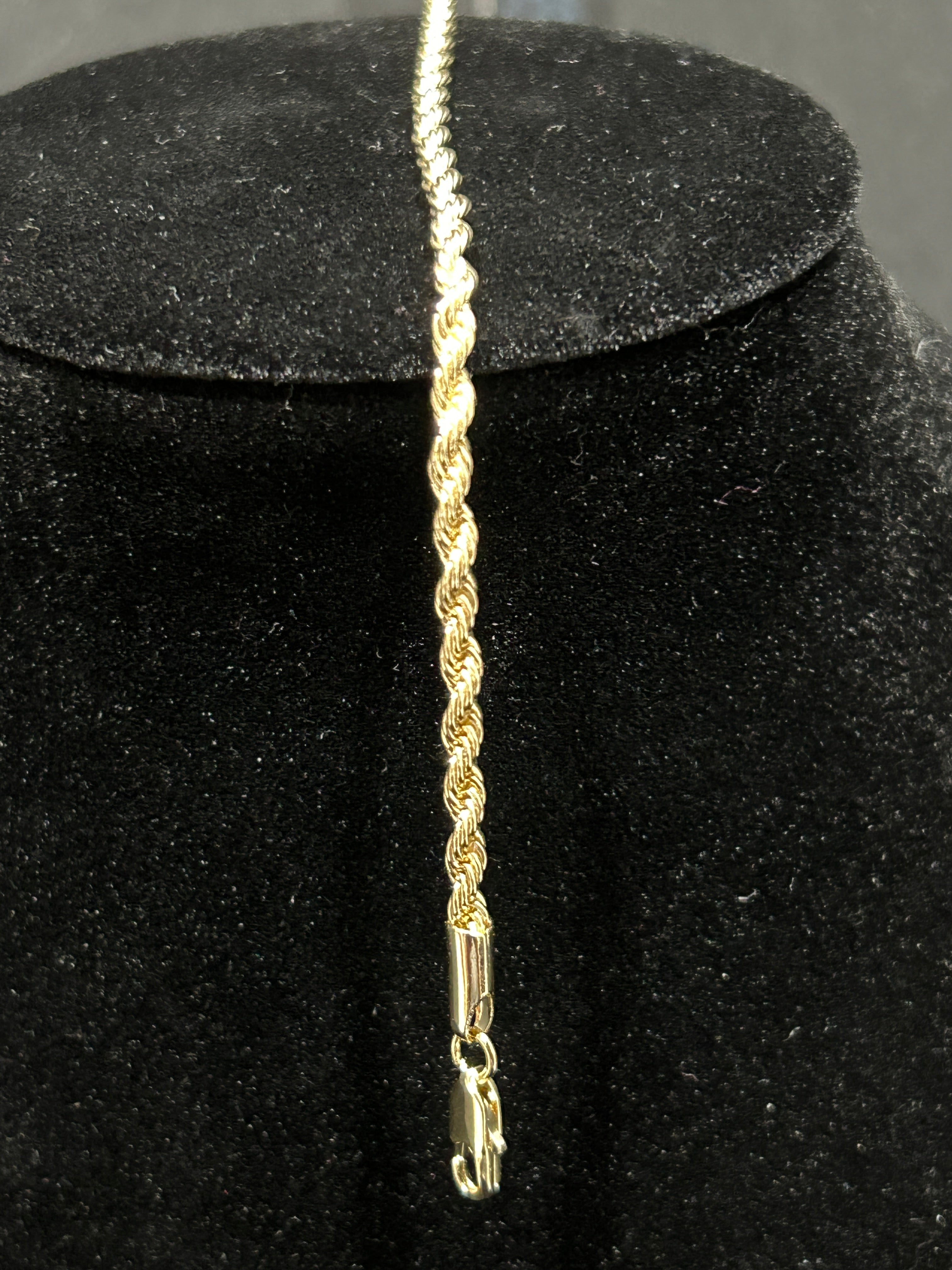 B38 - 14K Gold 7 Inch Rope 2.3mm