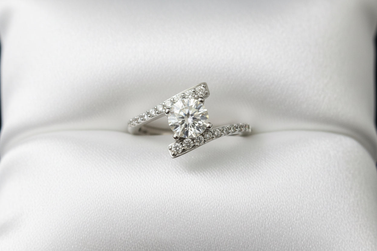 1CT Moissanite Ring Adj. 6-10