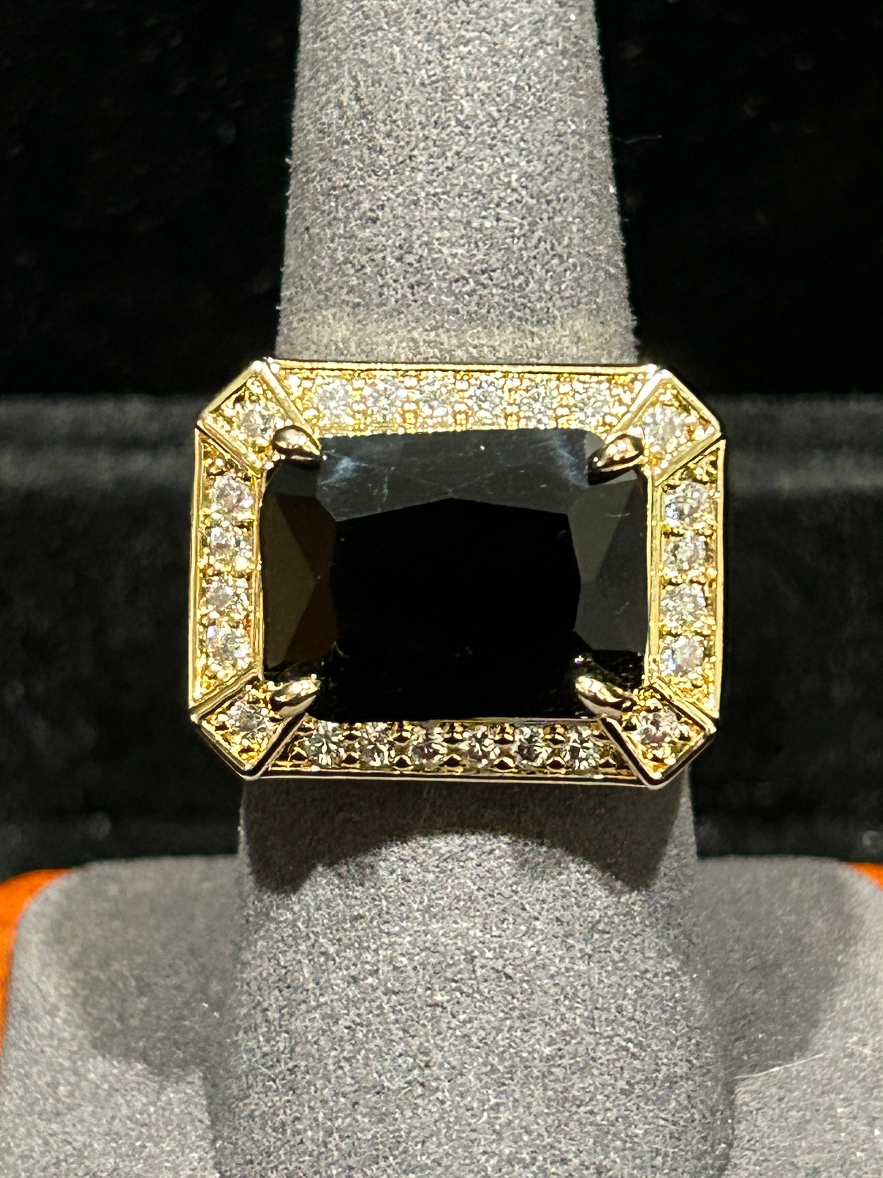 R25 - 14K Gold VVS CZ Black Stone Size 9