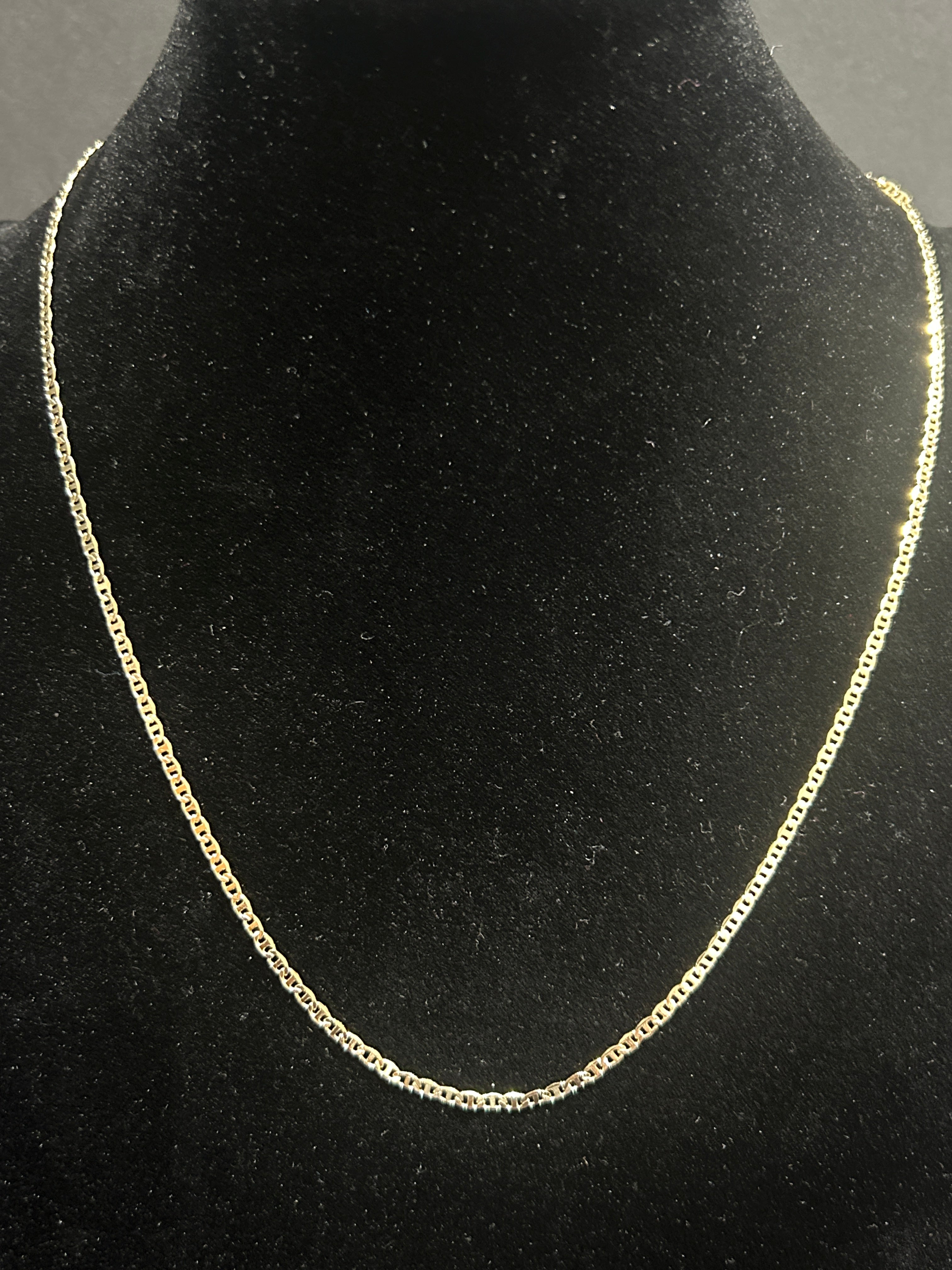 C41 - 14K Gold Gucci Mariner 20 Inch 2.3mm