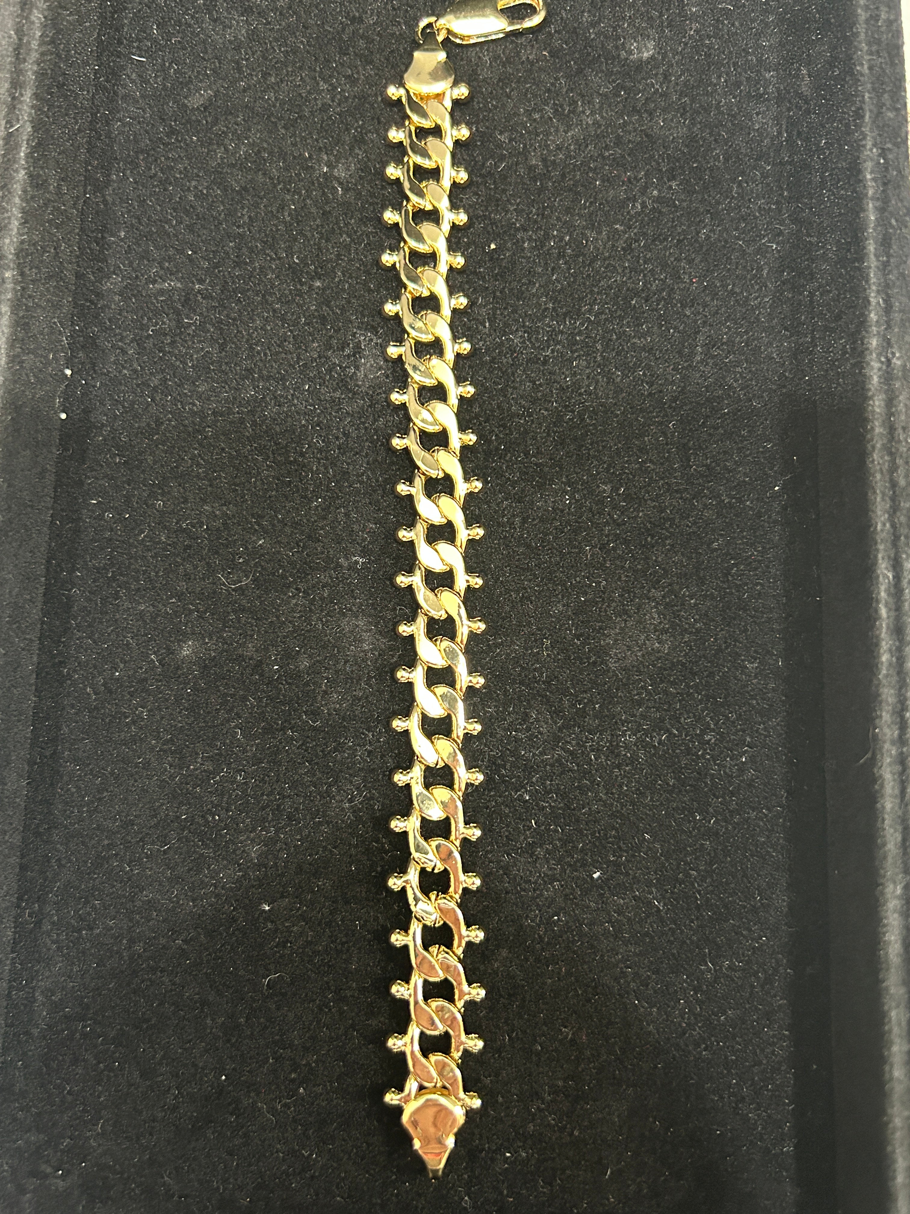 B35 - 14K Gold Cuban/Ball 8 Inch