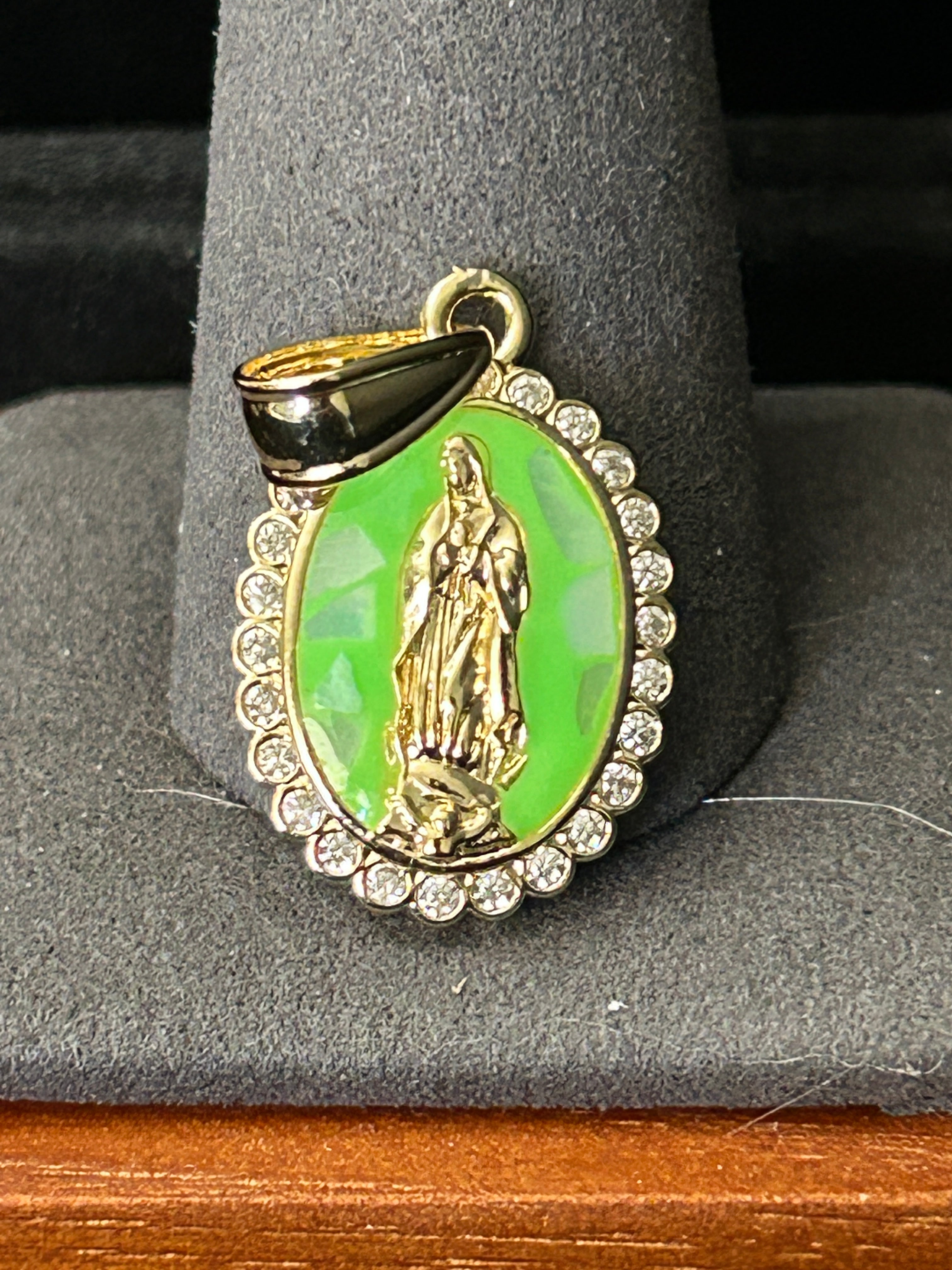 P59 - 14K Gold VVS CZ Guadalupe