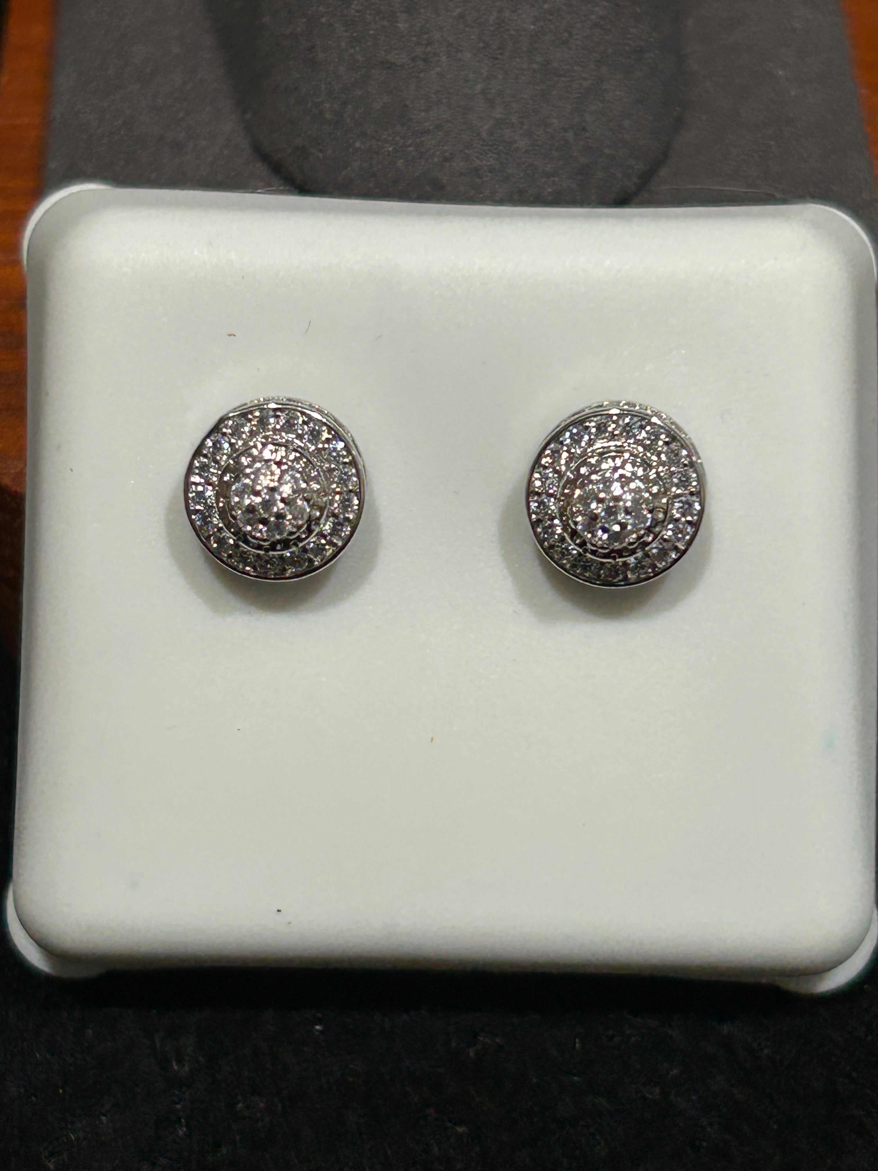 E58 - 14K Gold VVS CZ Round Studs
