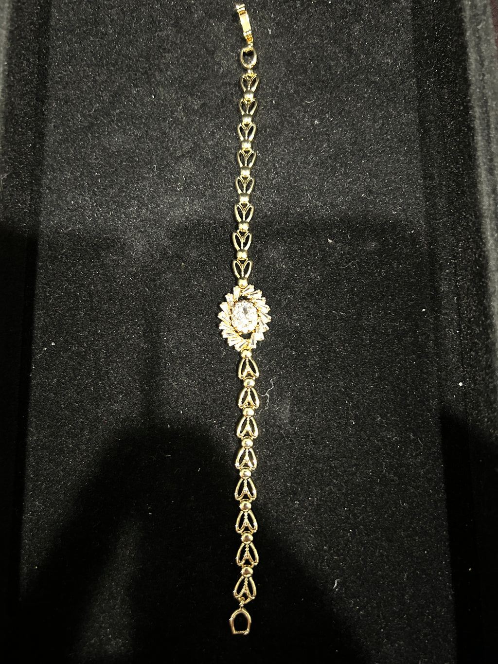 B67 - 14K Gold VVS CZ Flower 7 Inch