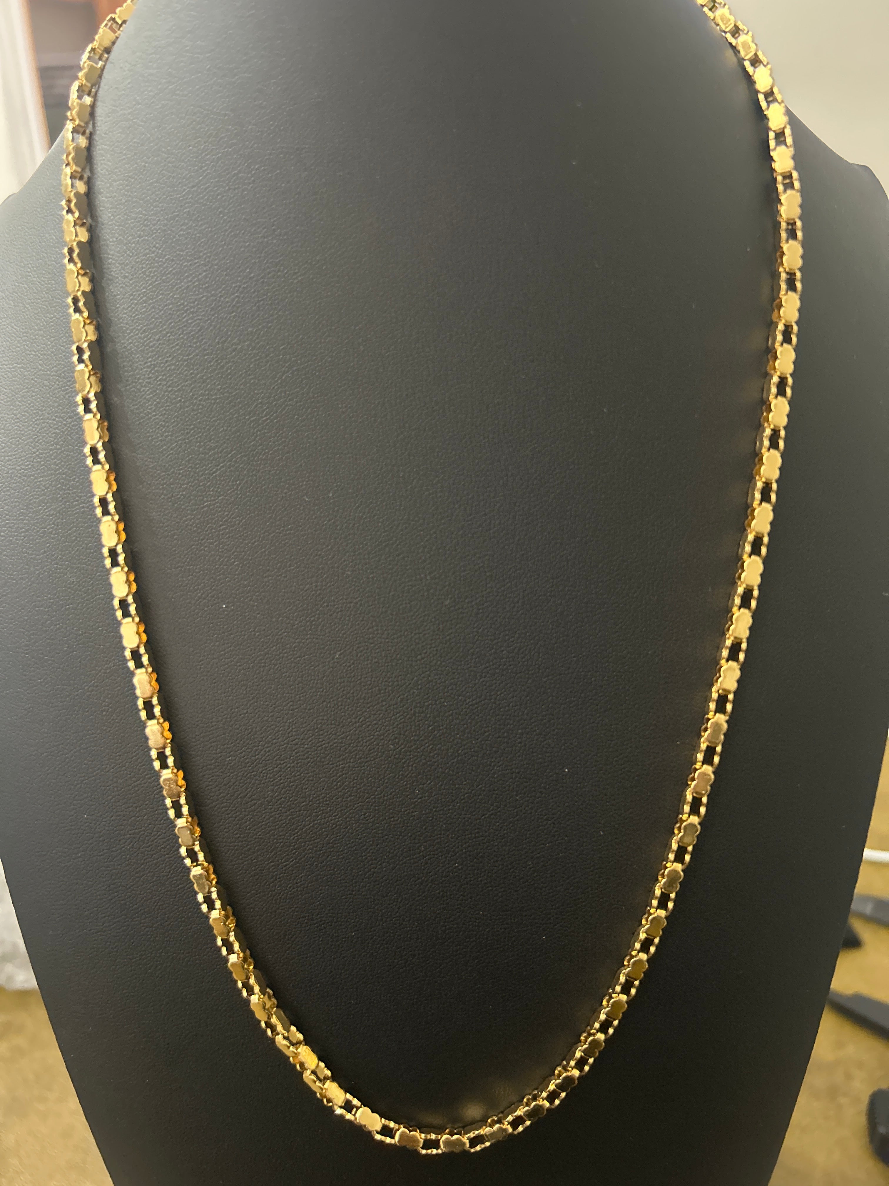 14k Gold 24In Box Type Chain