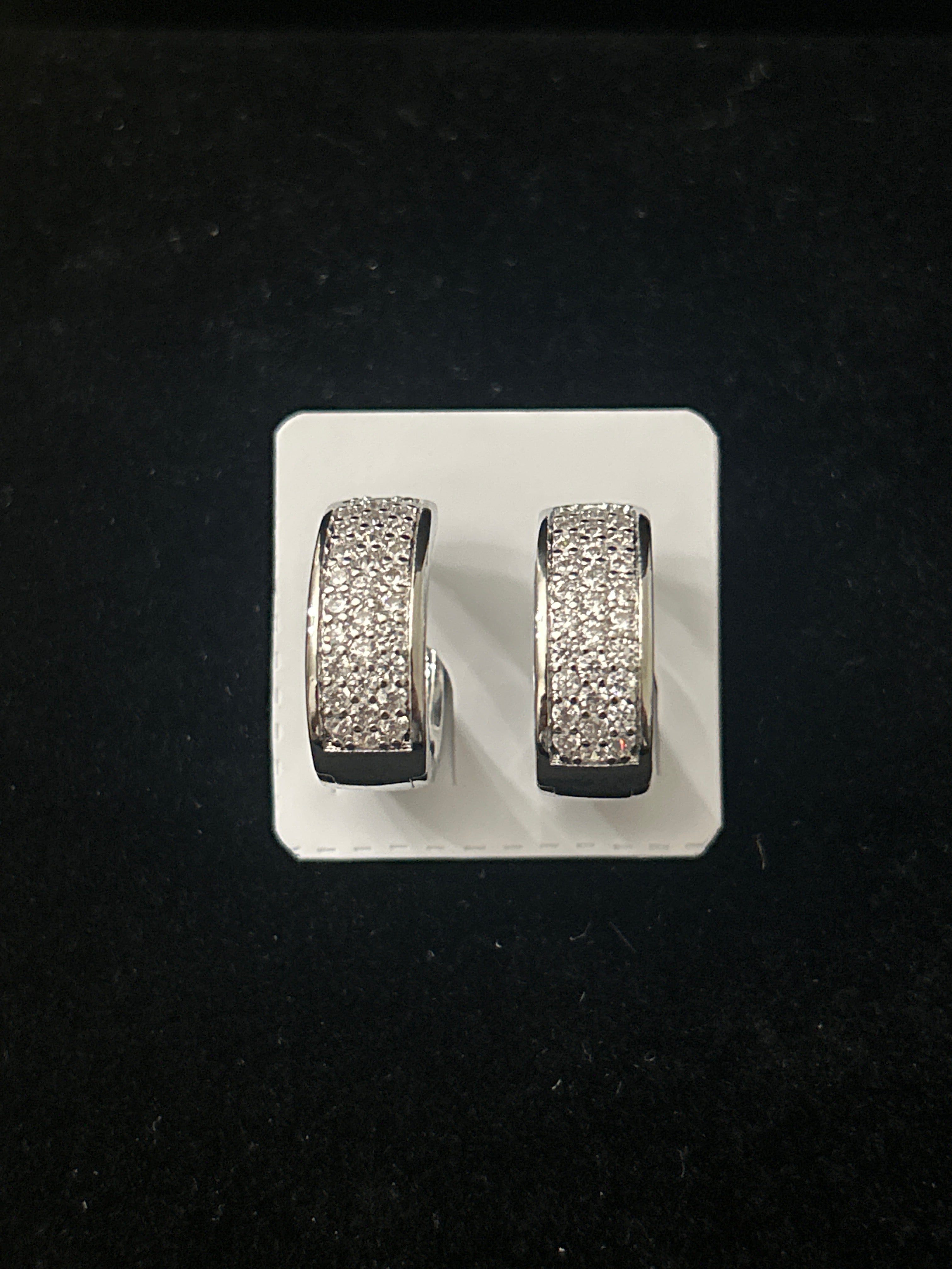 E114 - 14k White Gold VVS CZ Hoops