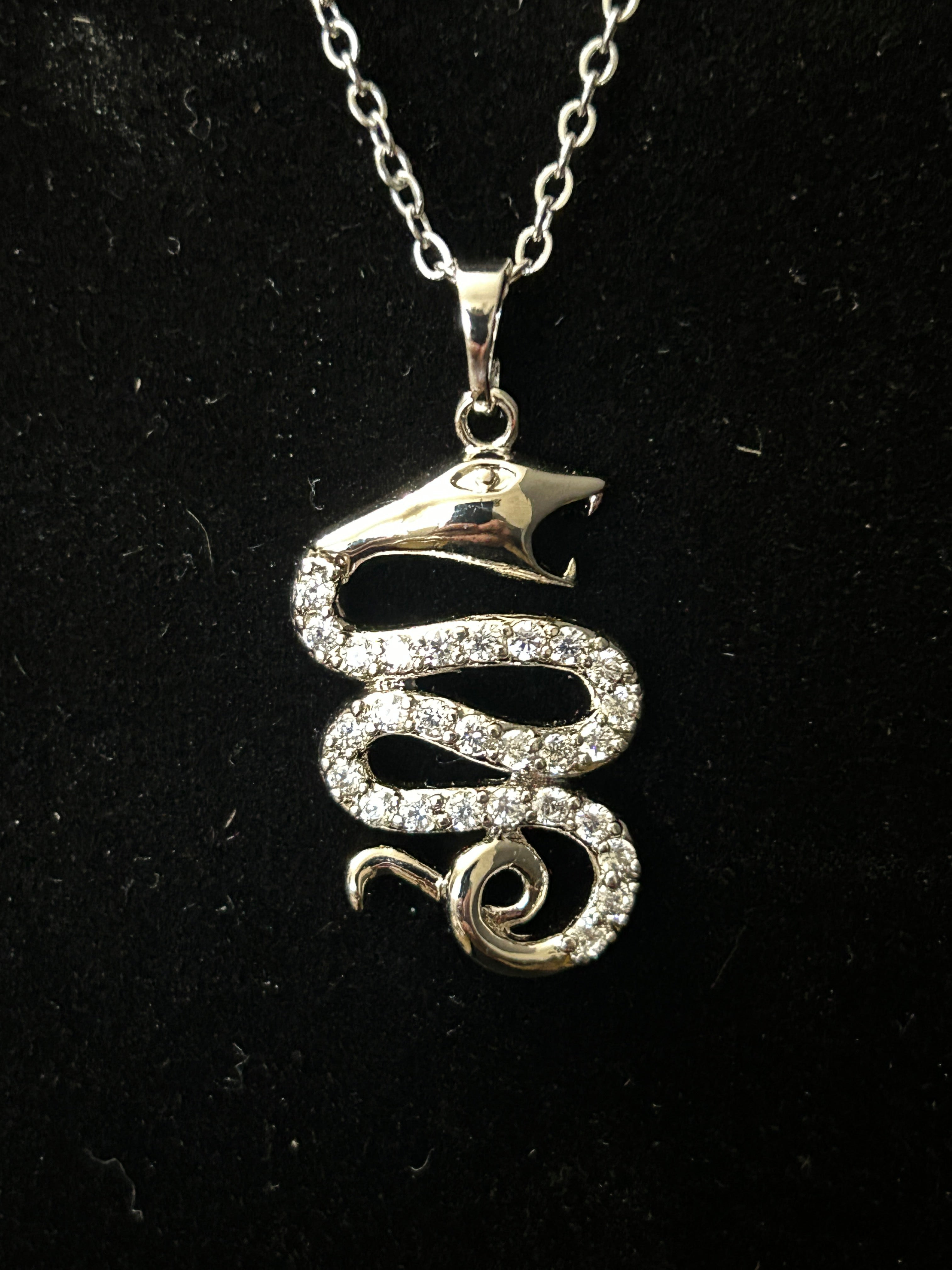 C68 - 14K White Gold 18 Inch Combo W/ VVS CZ Snake