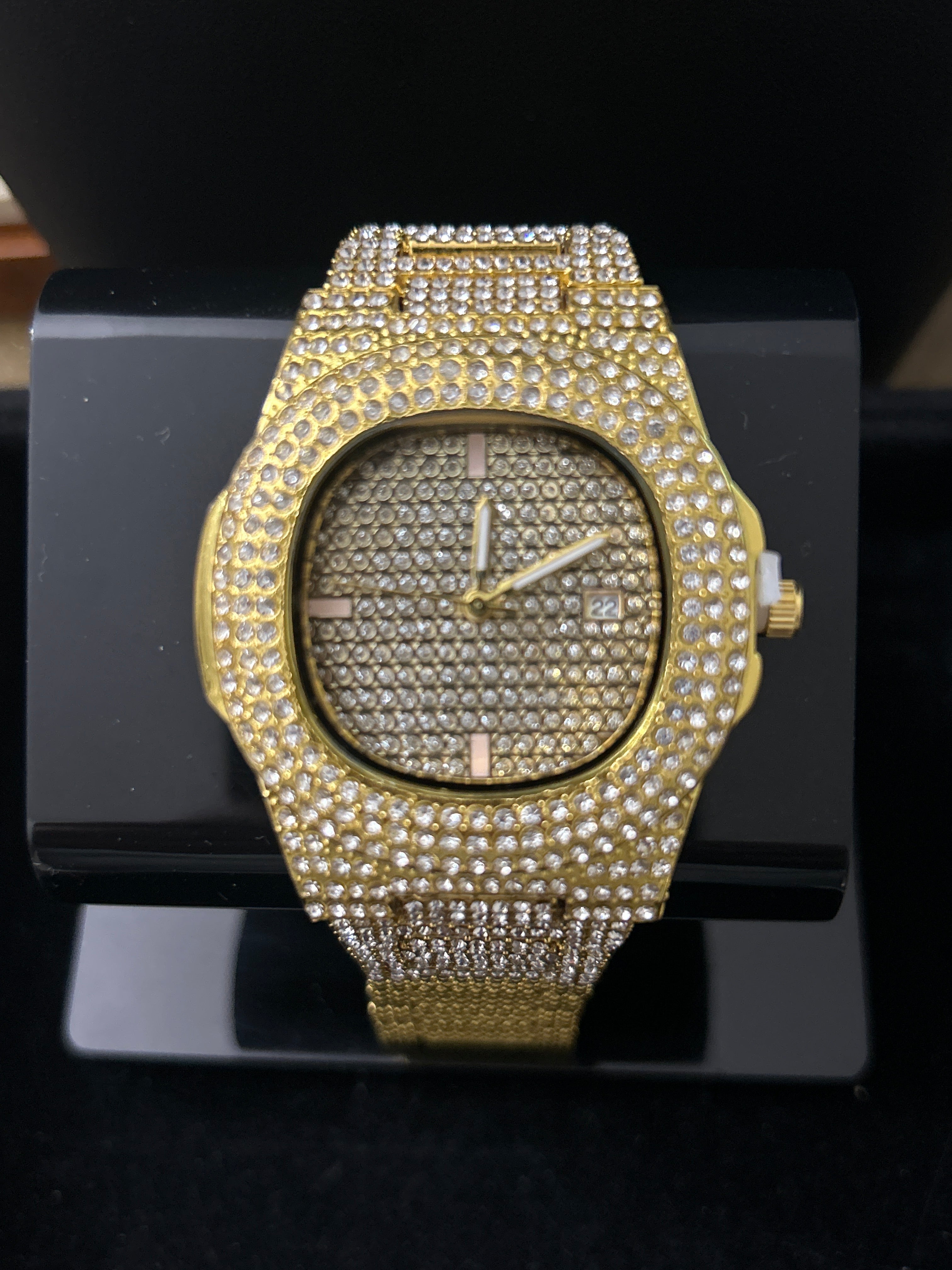 14k Gold VVS CZ 41mm