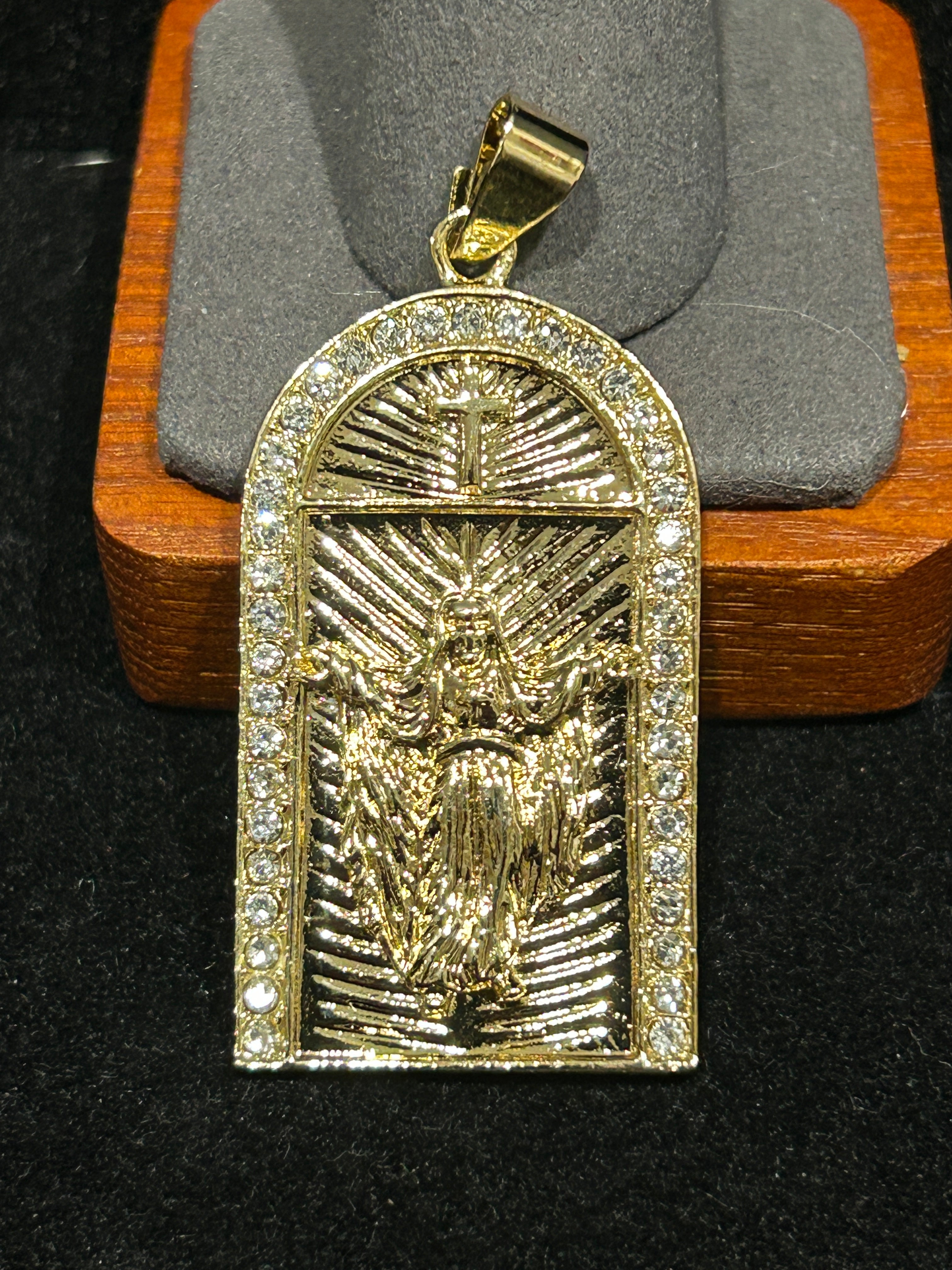 P54 - 14K Gold VVS CZ Virgin Mary