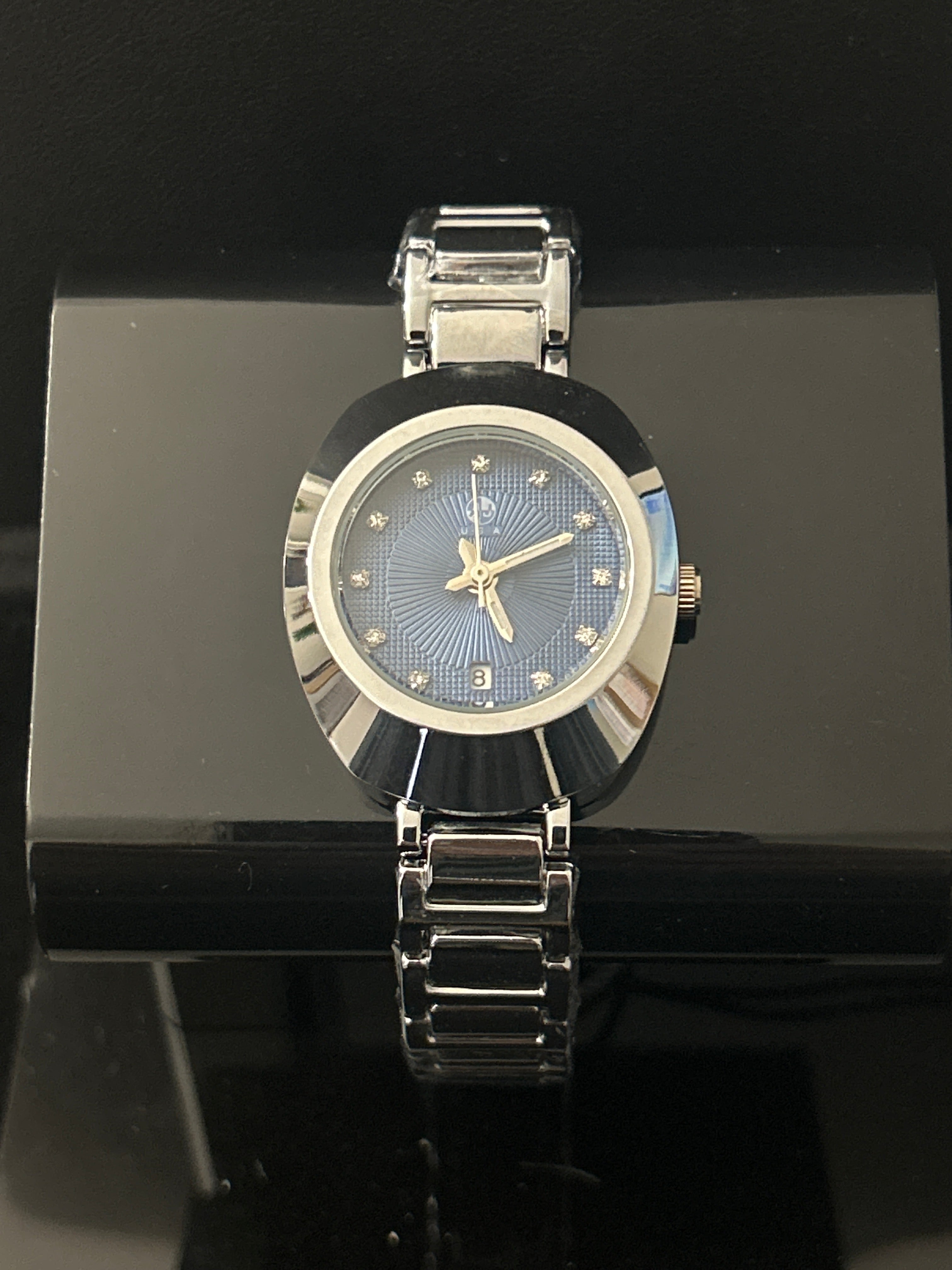 W54 - 27mm Silver Band Blue Face Women’s