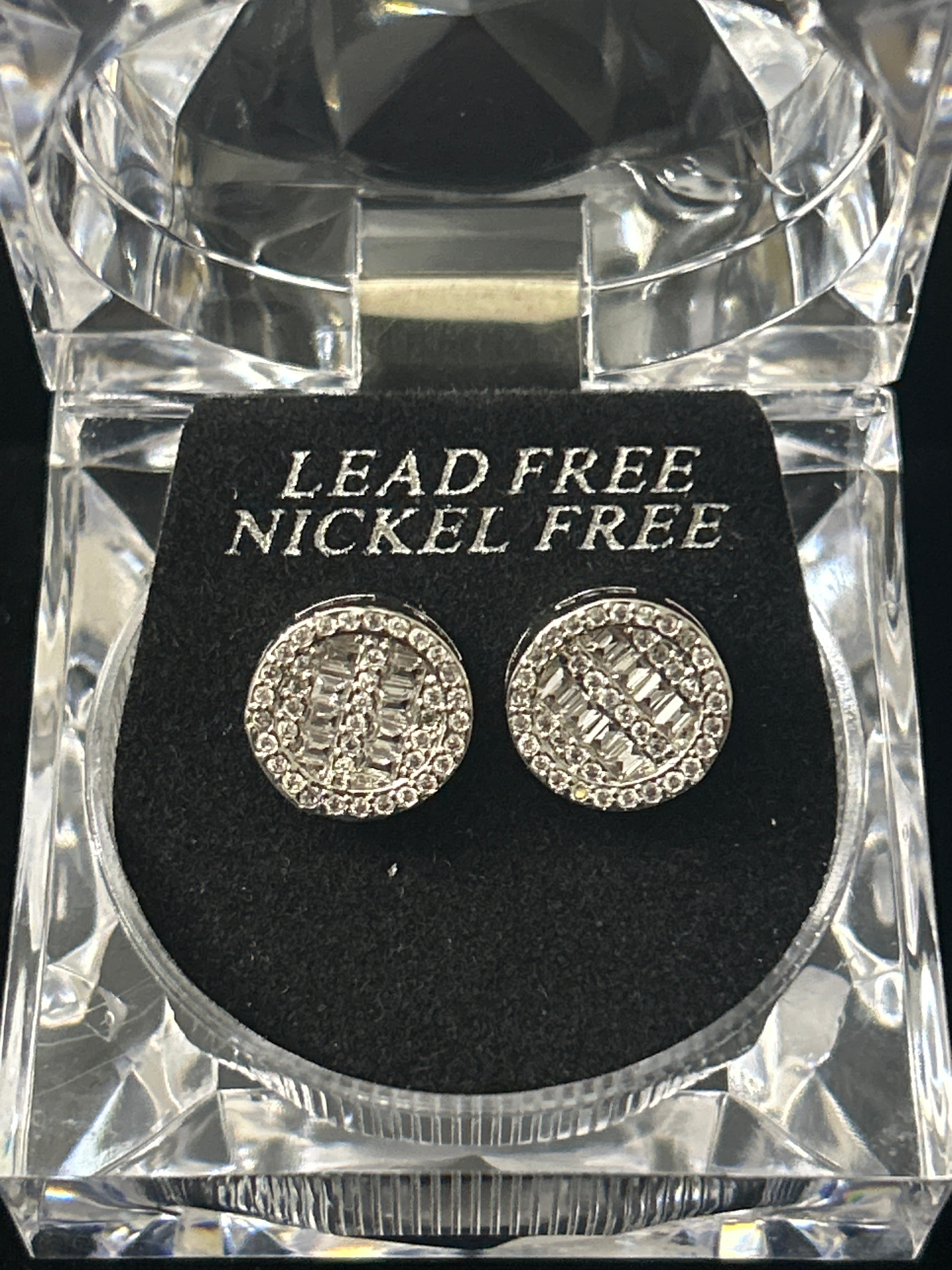 E117 - Stainless Steel VVS CZ Round Studs