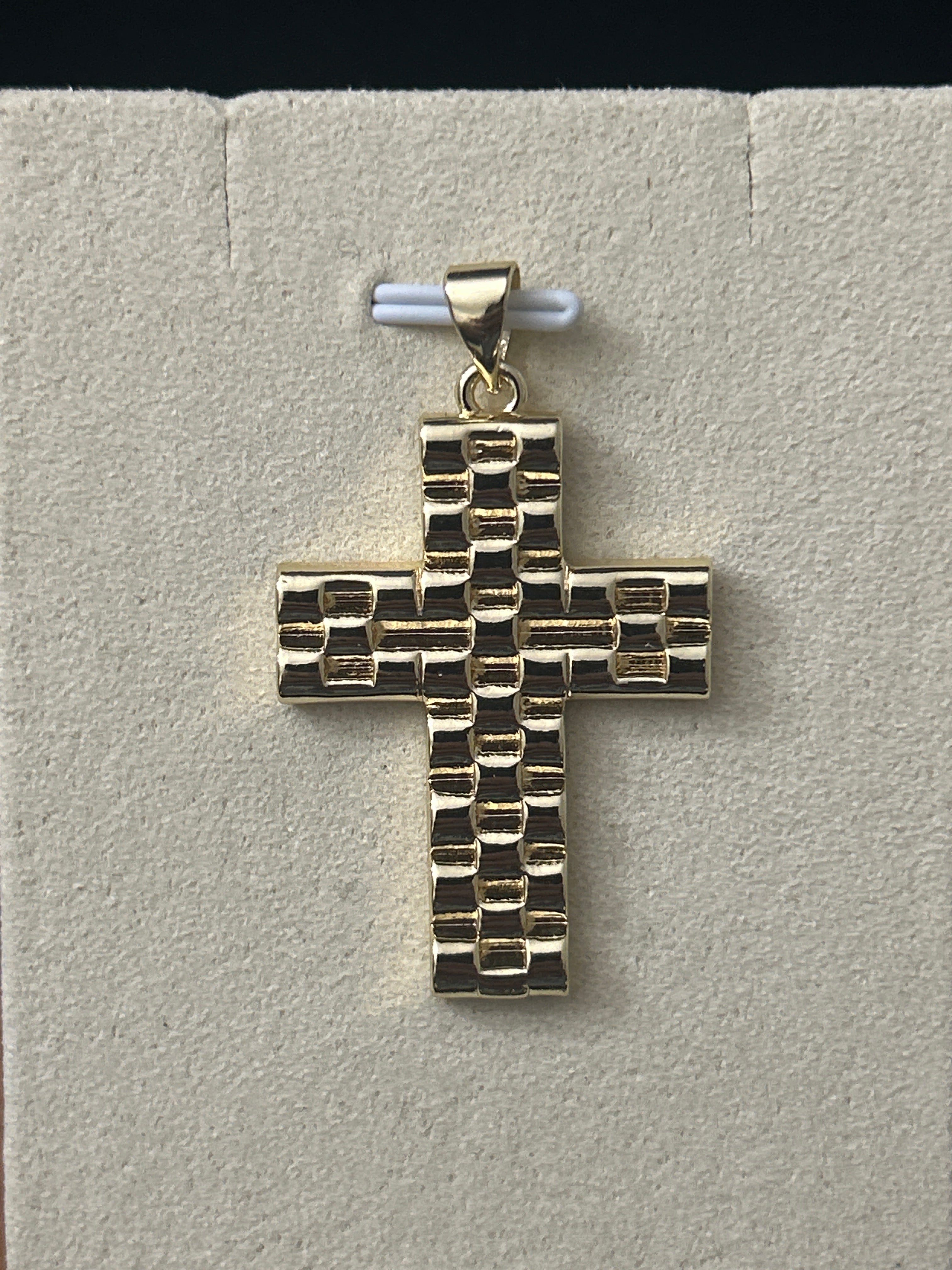 P79 - 14k Gold Medium Brick Cross
