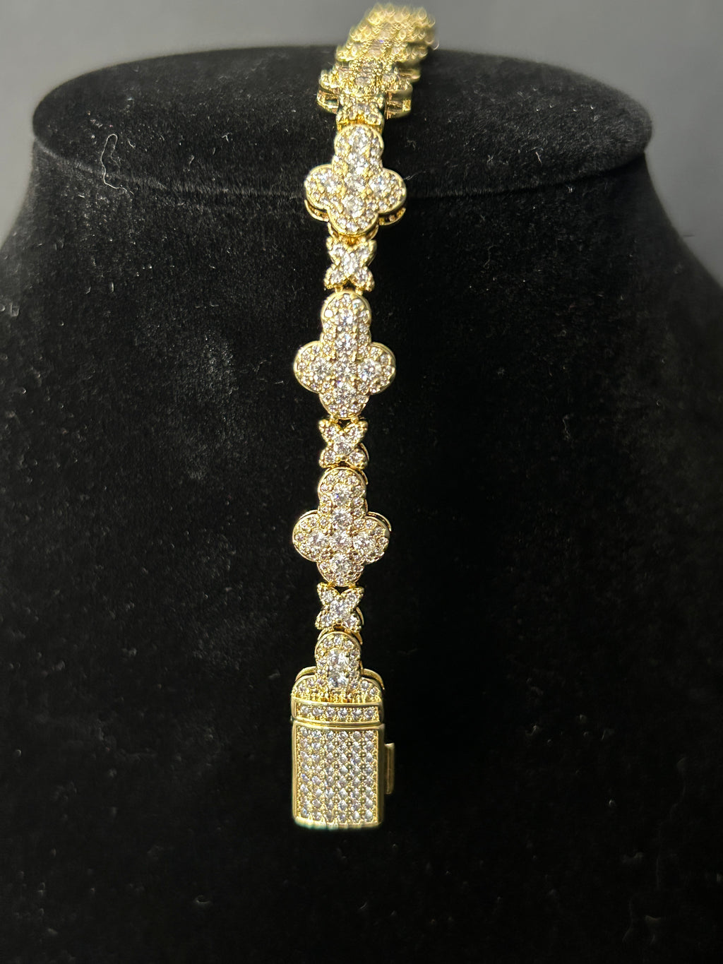 B71 - 14K Gold Iced Out VVS CZ 7.5 Inch Cross Bracelet