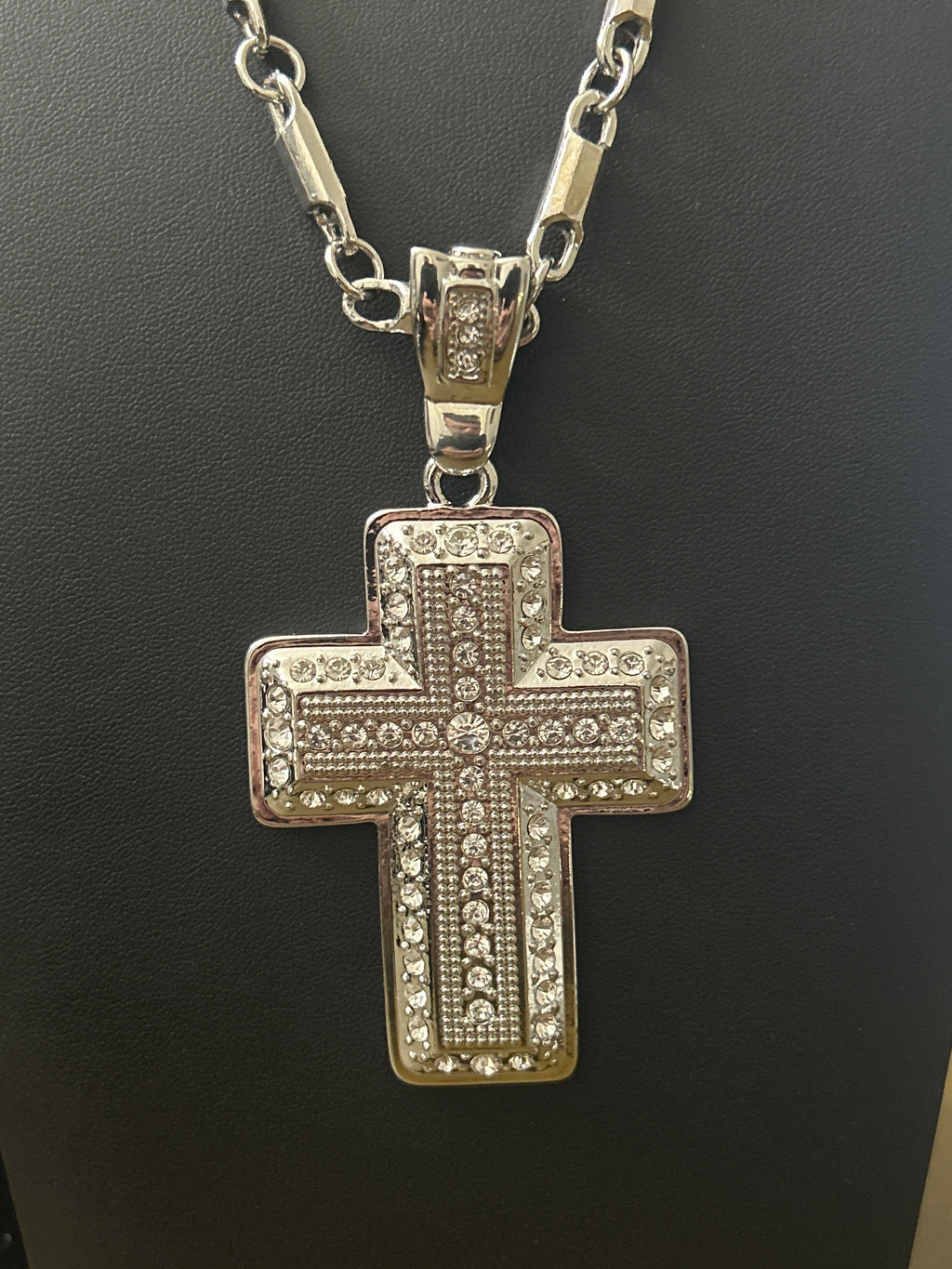 C104 - 32 Inch Stainless Steel Chain W/ VVS CZ Cross