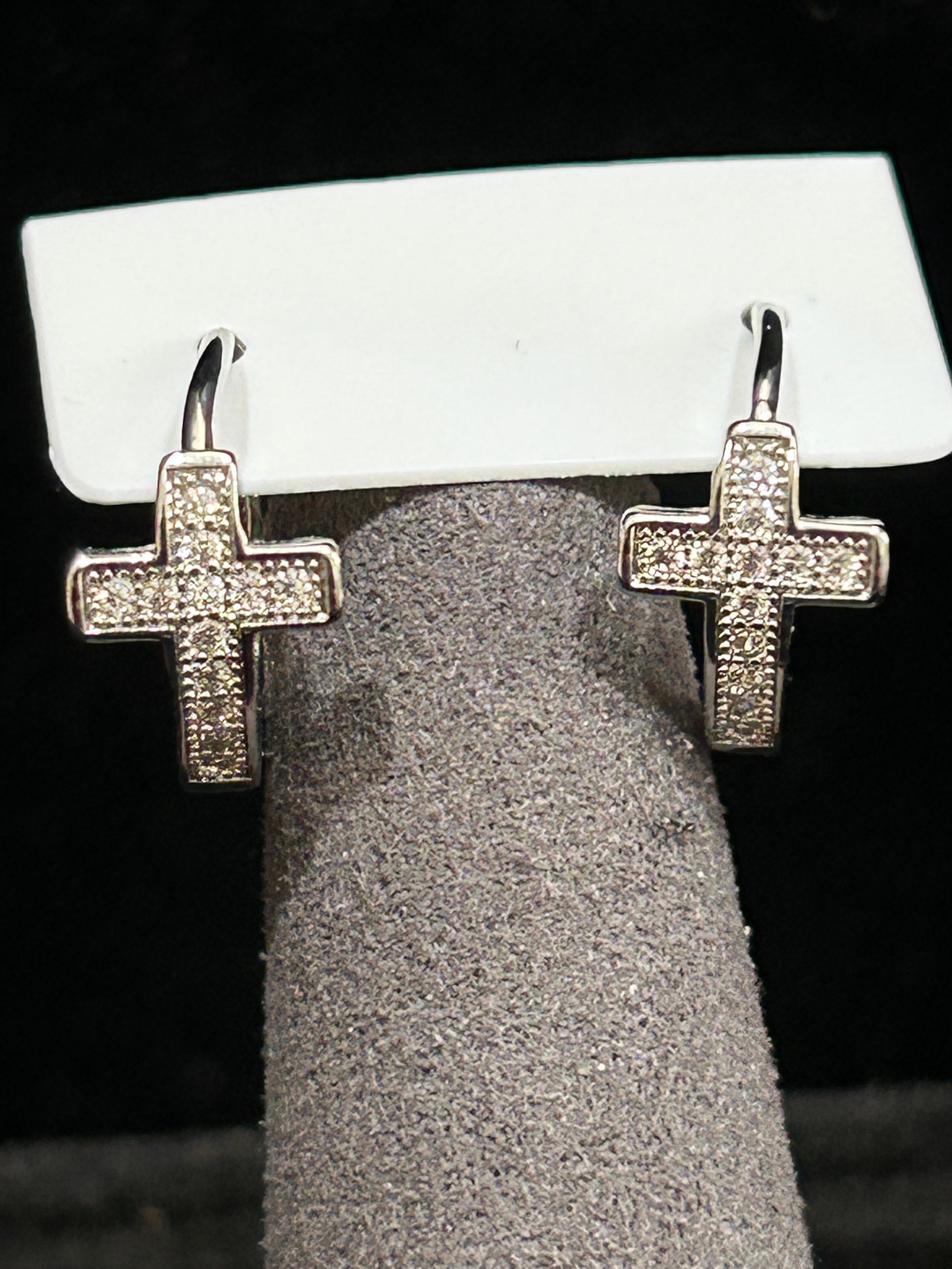 E42 - 14K White Gold VVS CZ Cross Hoops