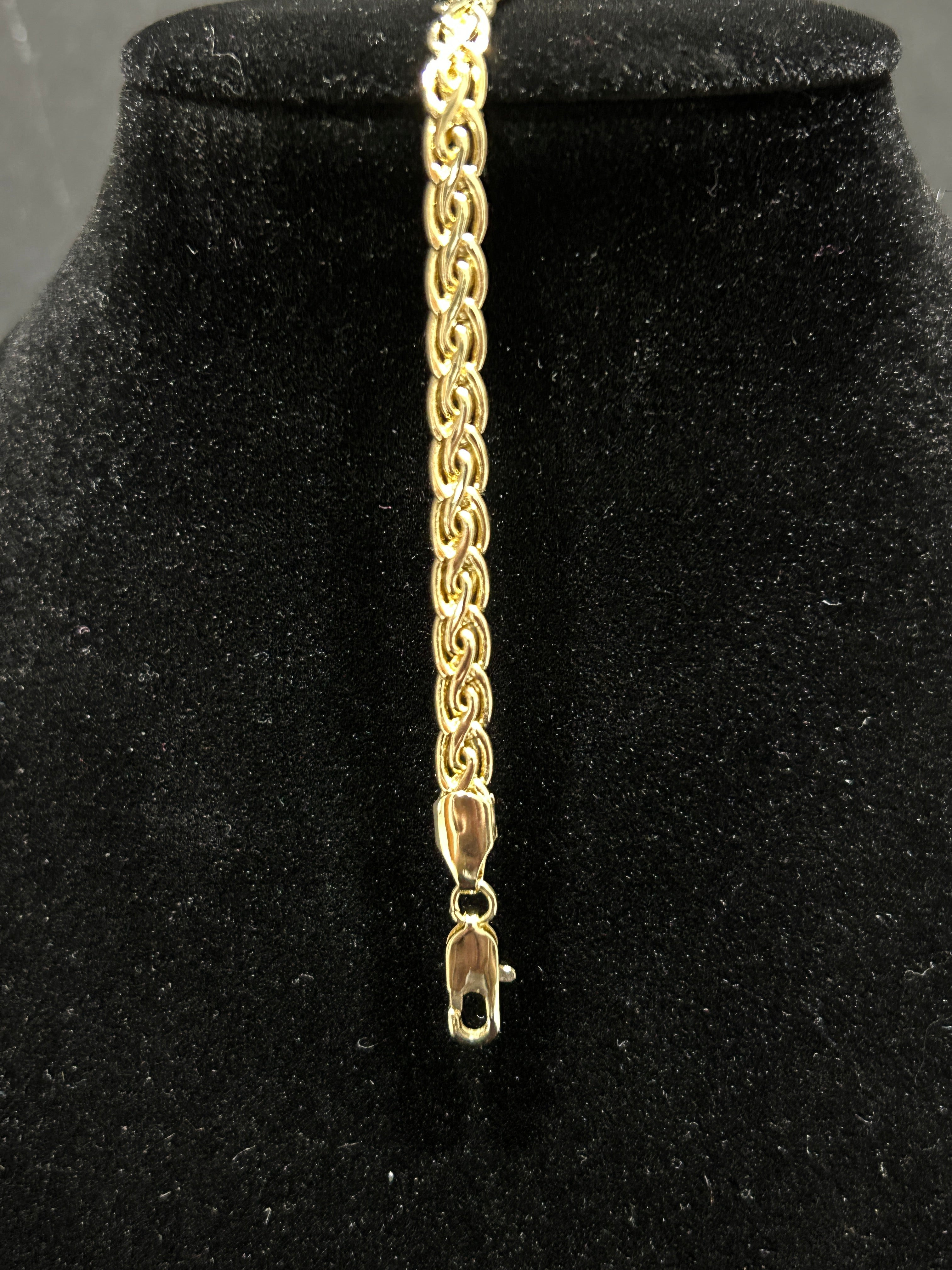 B37 - 14K Gold Twist Bracelet 7 Inch