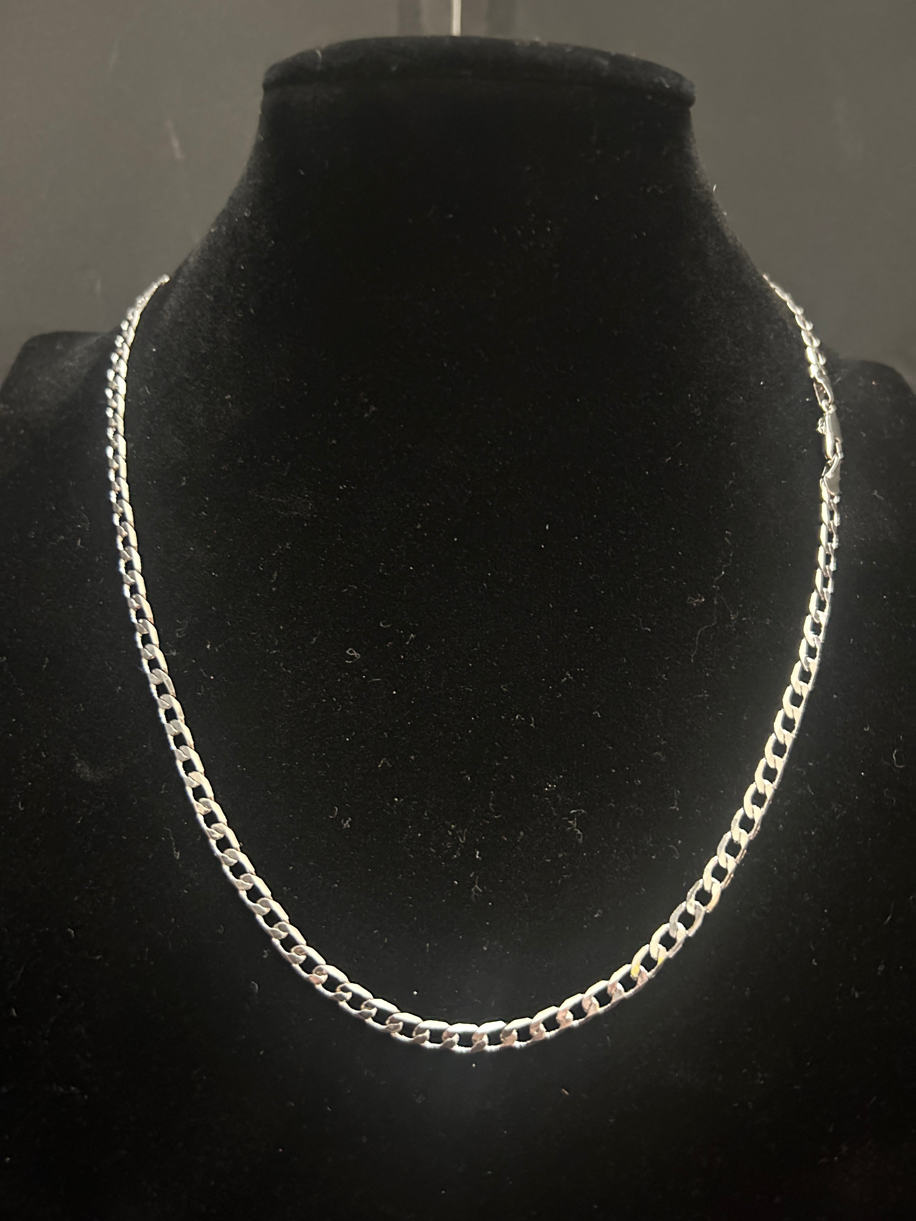 C34 - White Gold 20 Inch Cuban 4mm