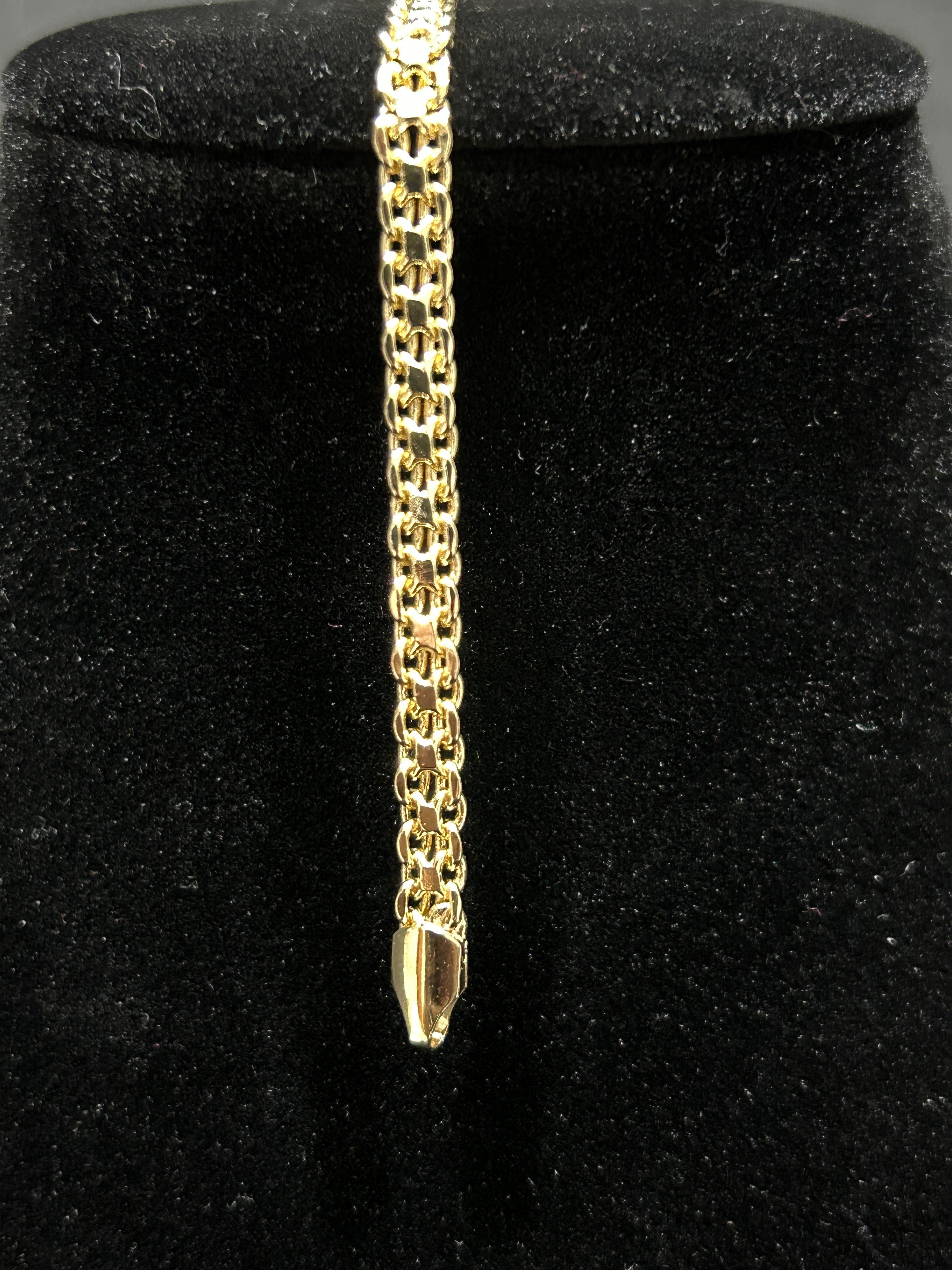 B40 - 14K Gold Mesh 4.5mm 7 Inch