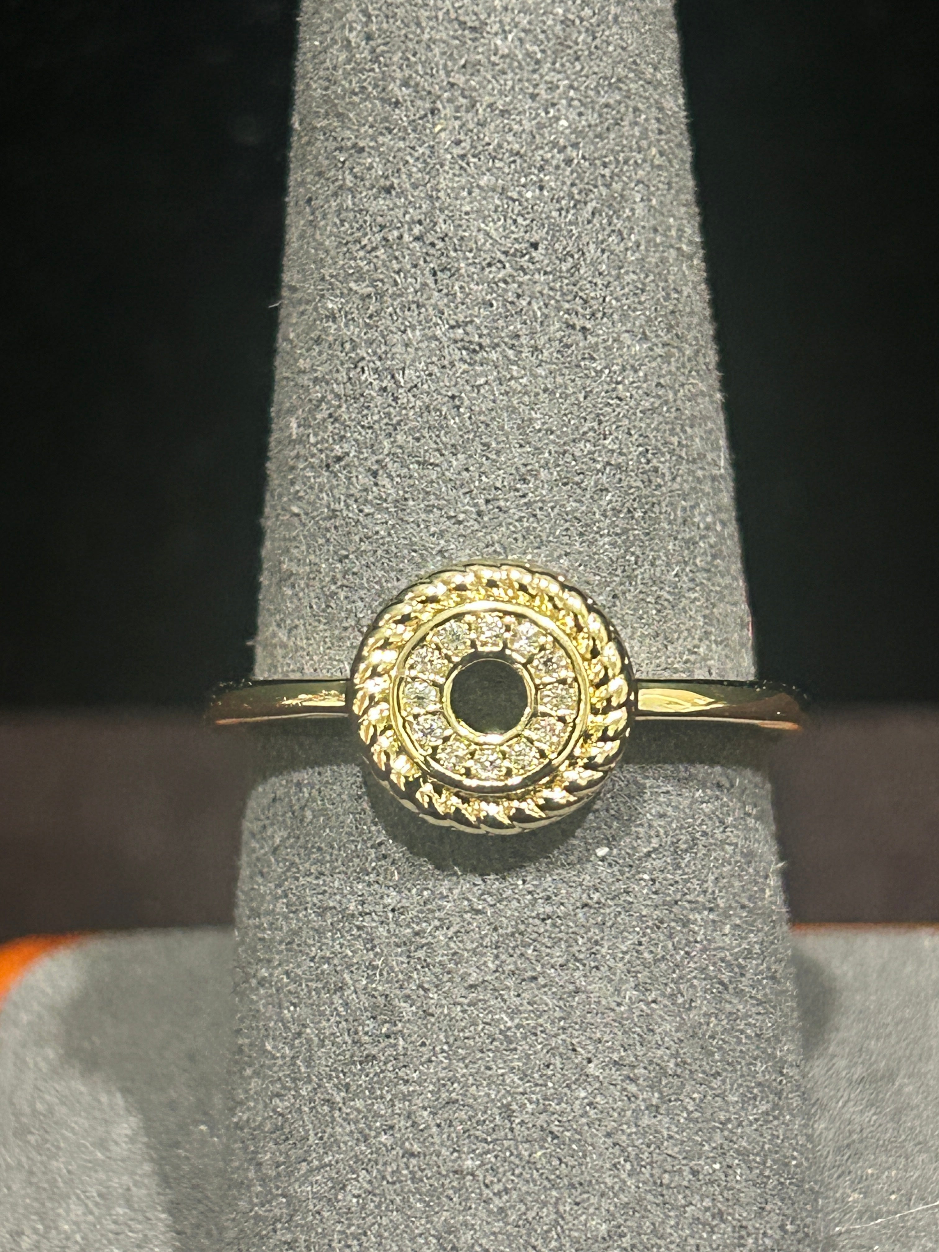 R17 - 14K Gold VVS CZ Size 9