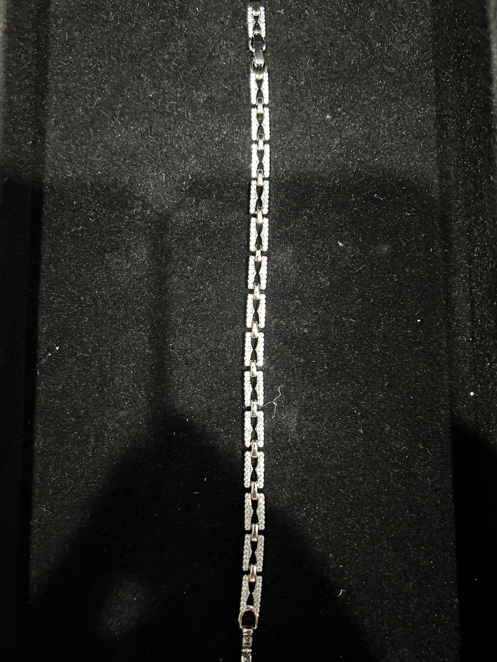 B58 - 14K White Gold VVS CZ 7 Inch