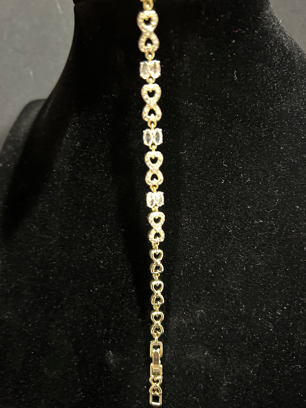 B66 - 14K Gold VVS CZ Infinity 7 Inch