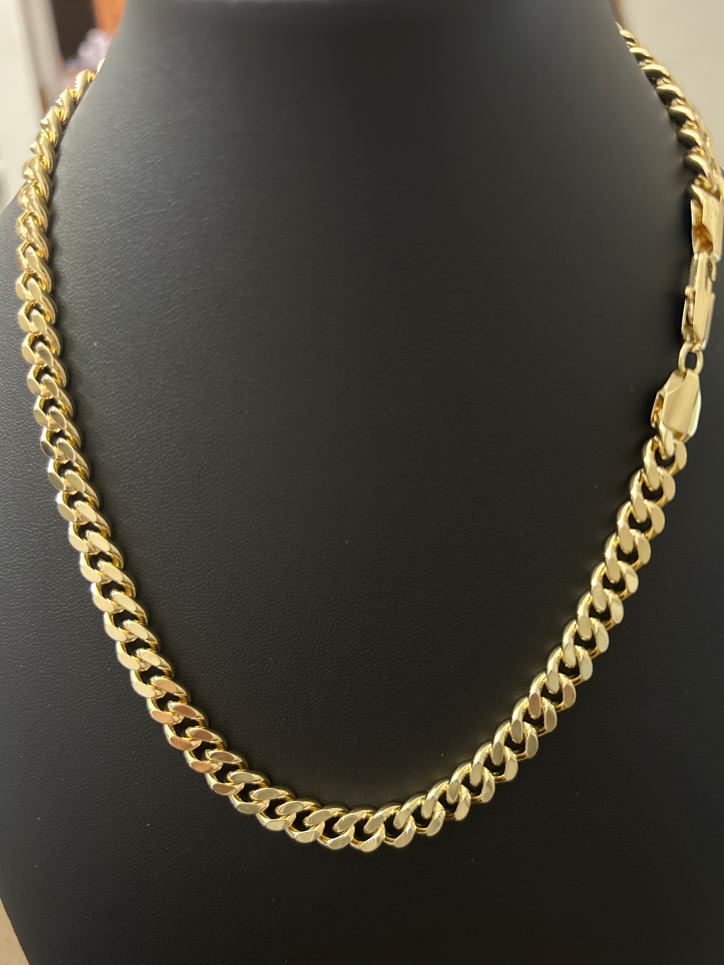 14k Gold 18Inch Cuban 8mm