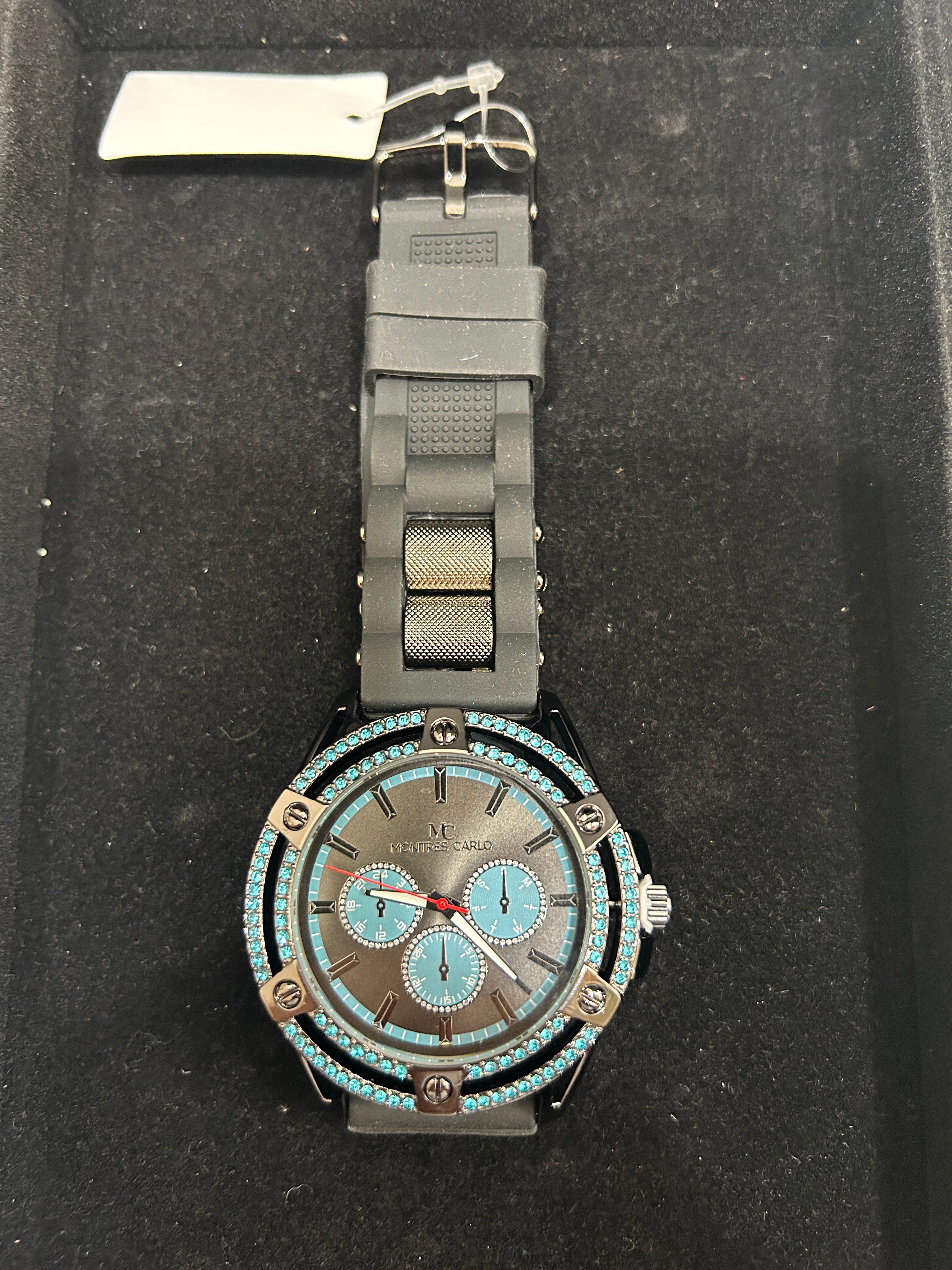 W11 - Black/Blue Round Face Blue CZ Bezel