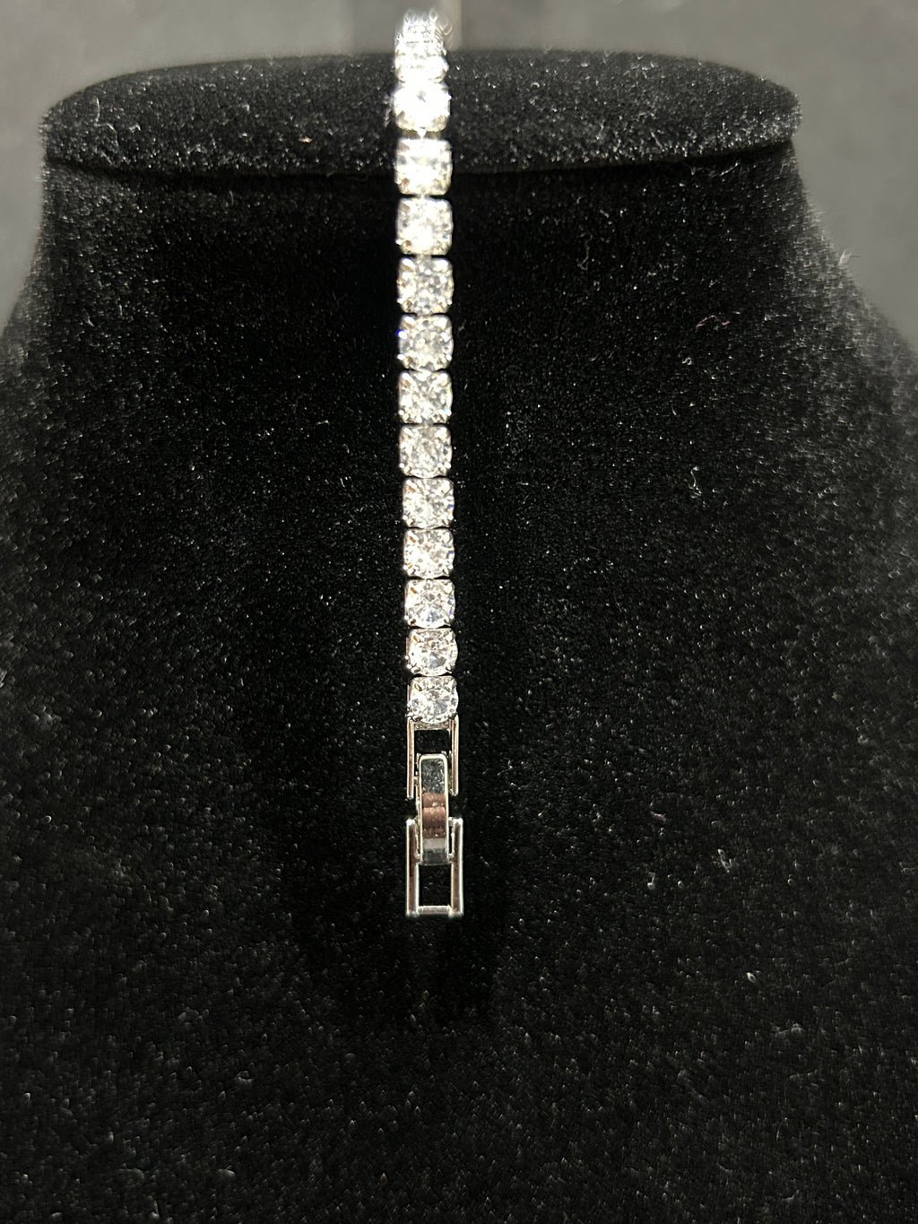 B57- 14K White Gold 7 inch Tennis