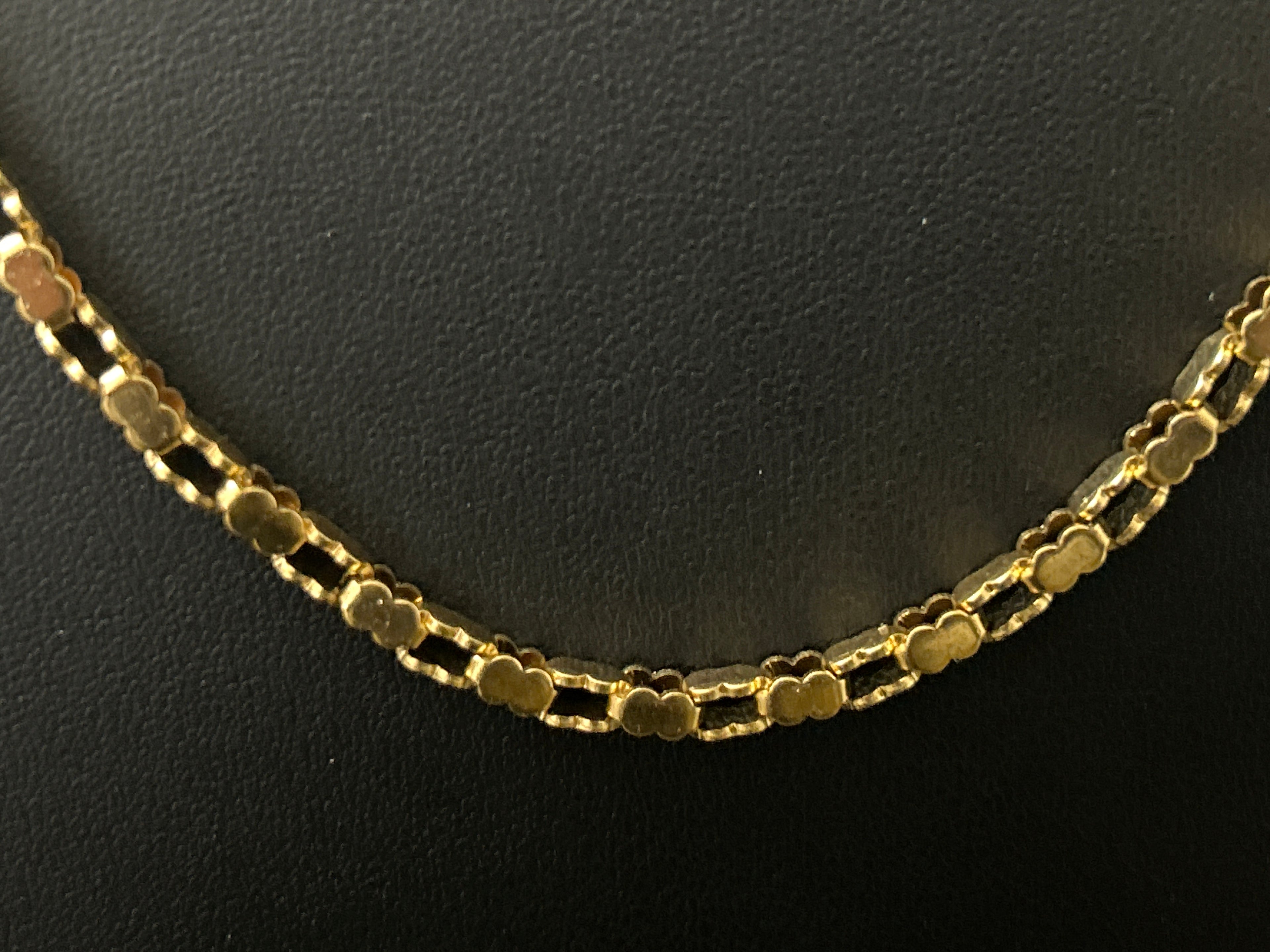 14k Gold 24In Box Type Chain
