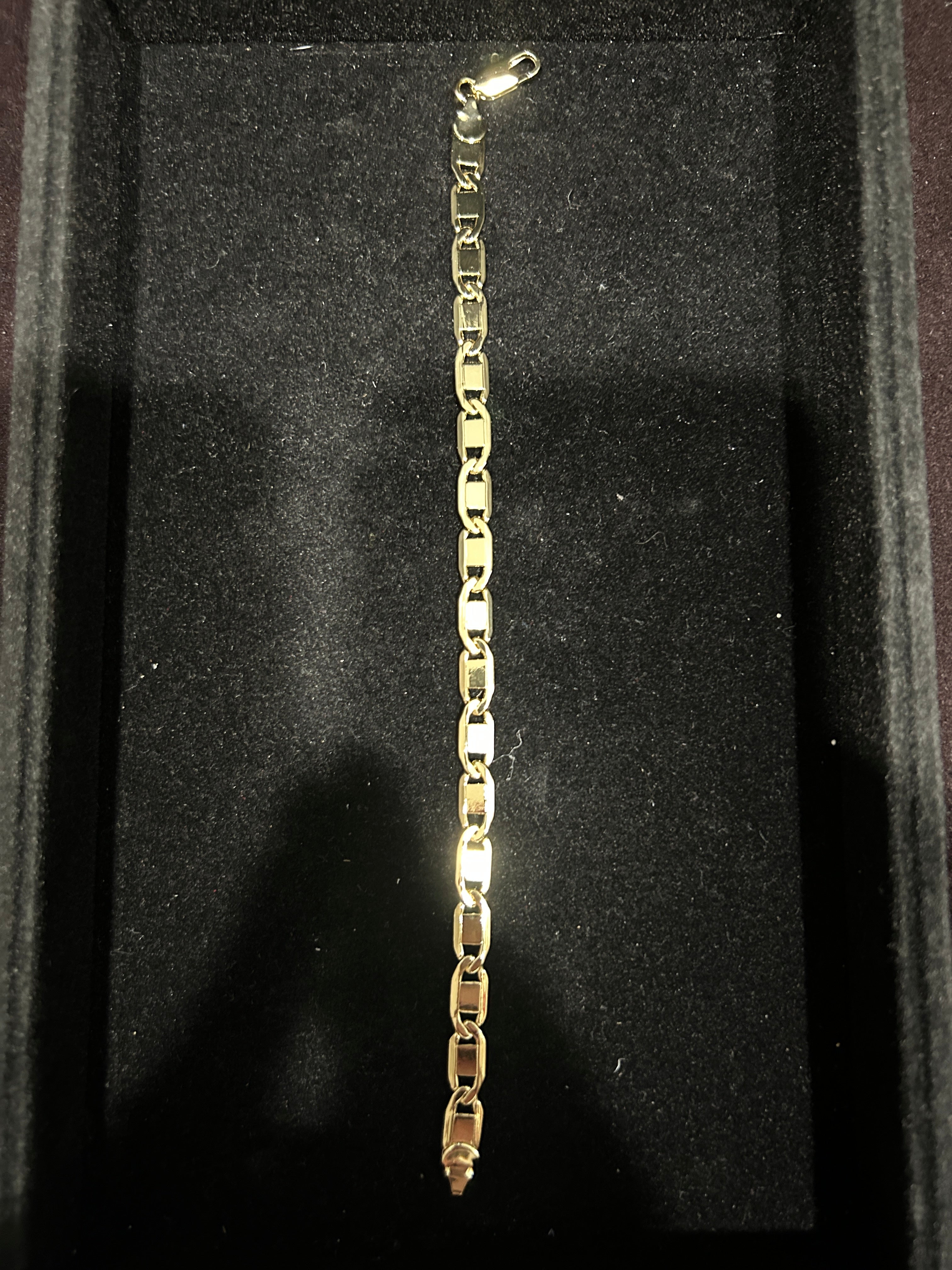 B62 - 14K Gold 8 Inch Gucci Mariner 6mm