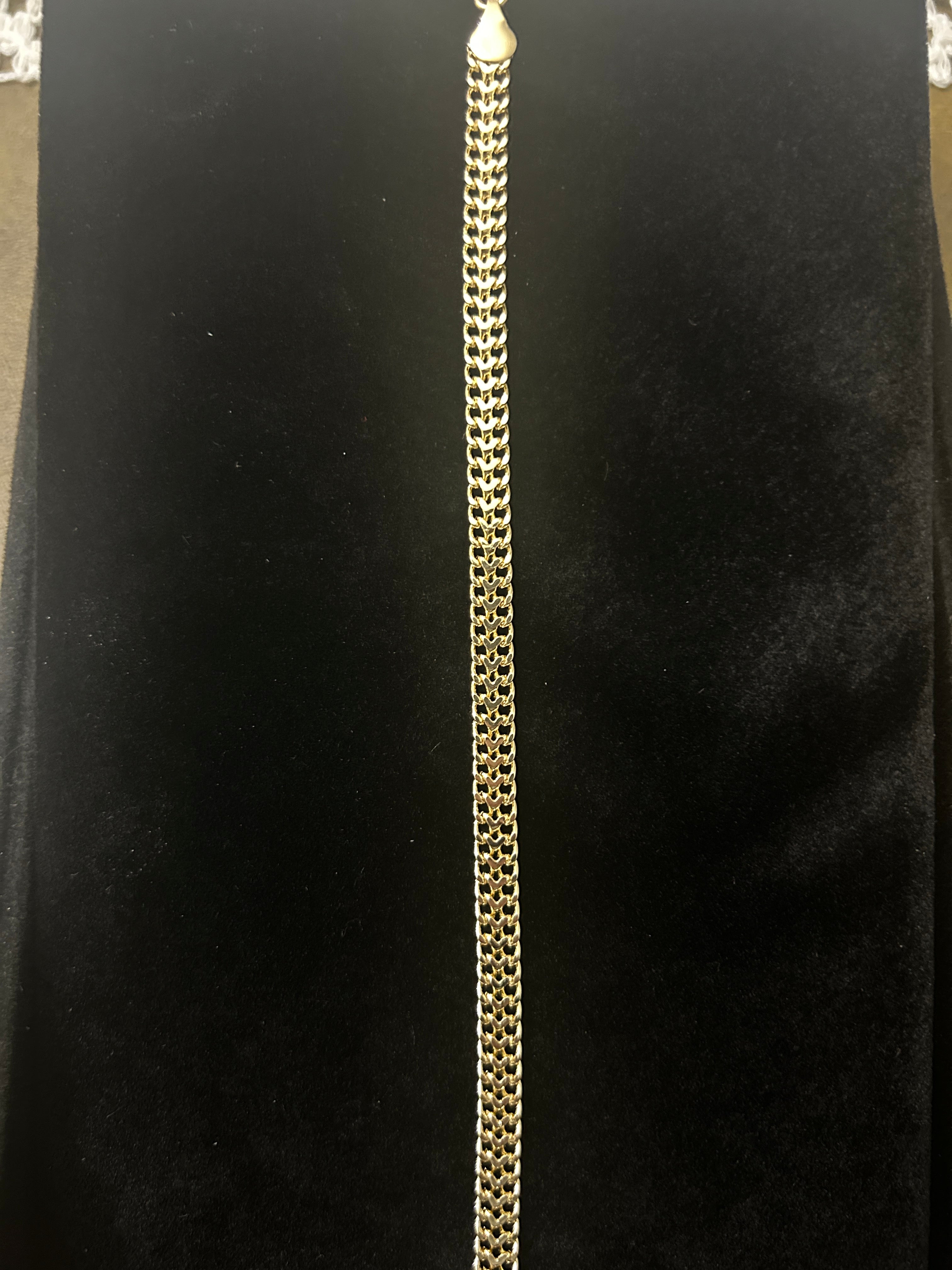 B75 - 14k Gold Mesh VVS CZ 9 Inch Iced Out Lock