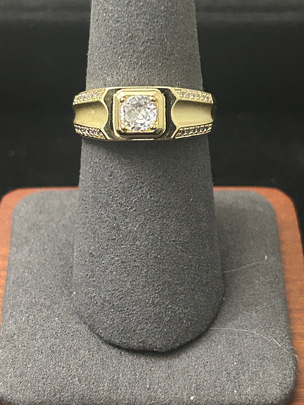 R53 - 14k Gold VVS CZ Size 8