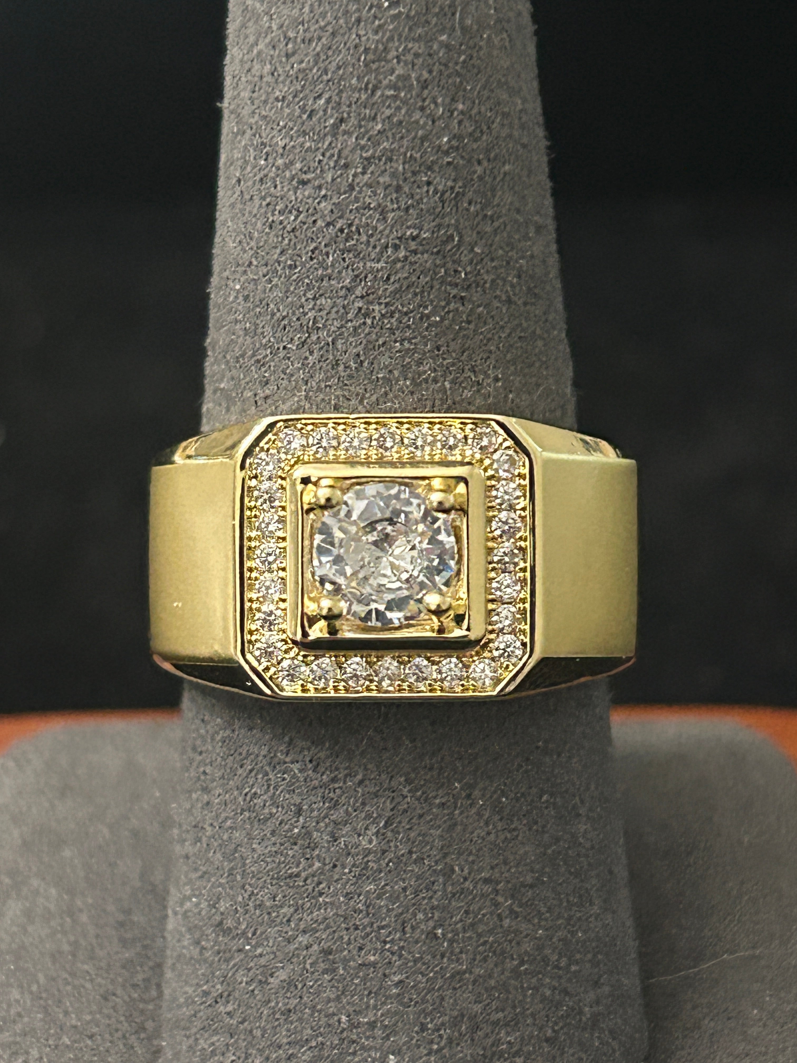 R55 - 14k Gold VVS CZ Size 9