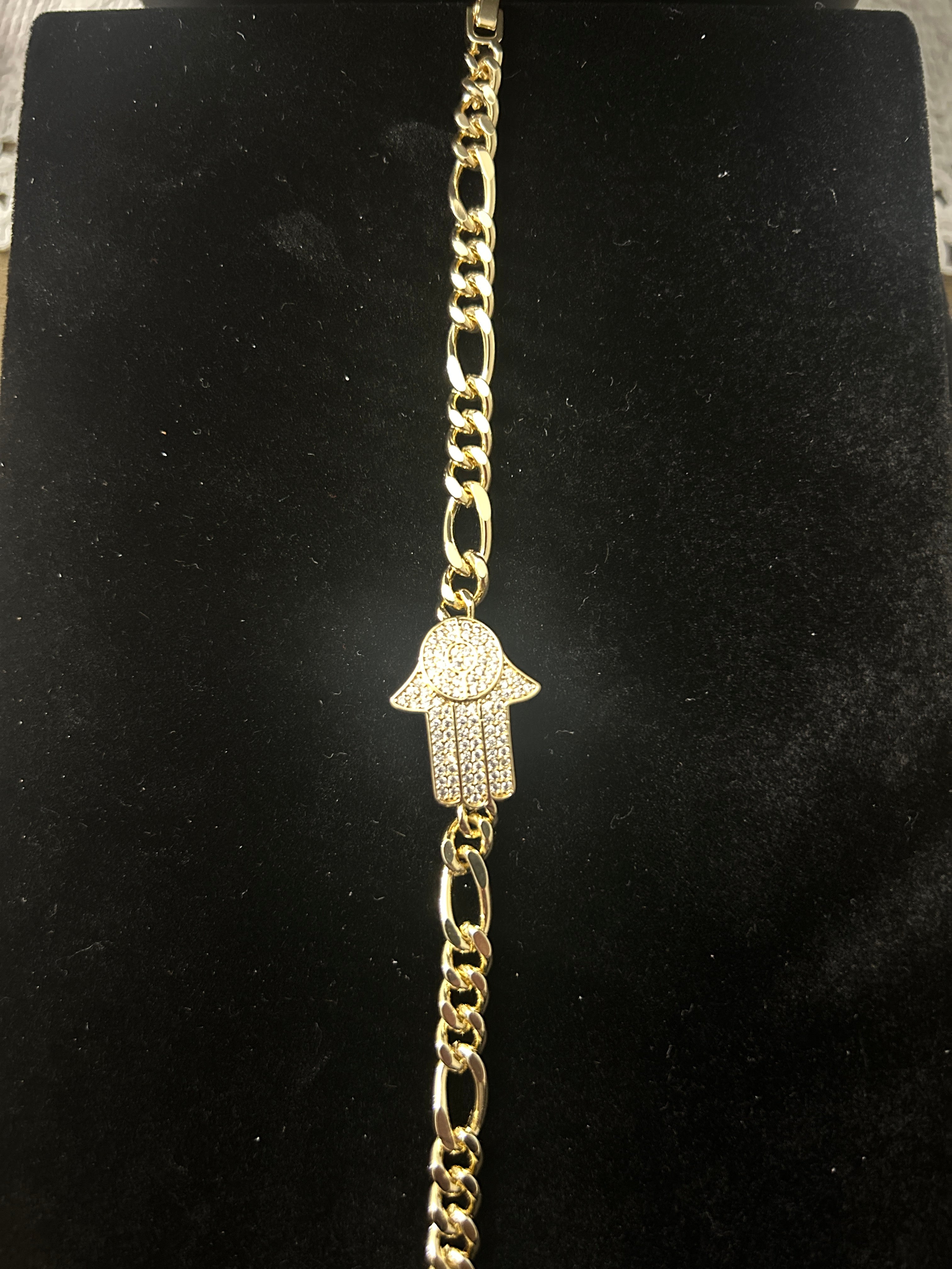 B80 - 14k Gold 8 Inch VVS CZ Figaro Hamsa
