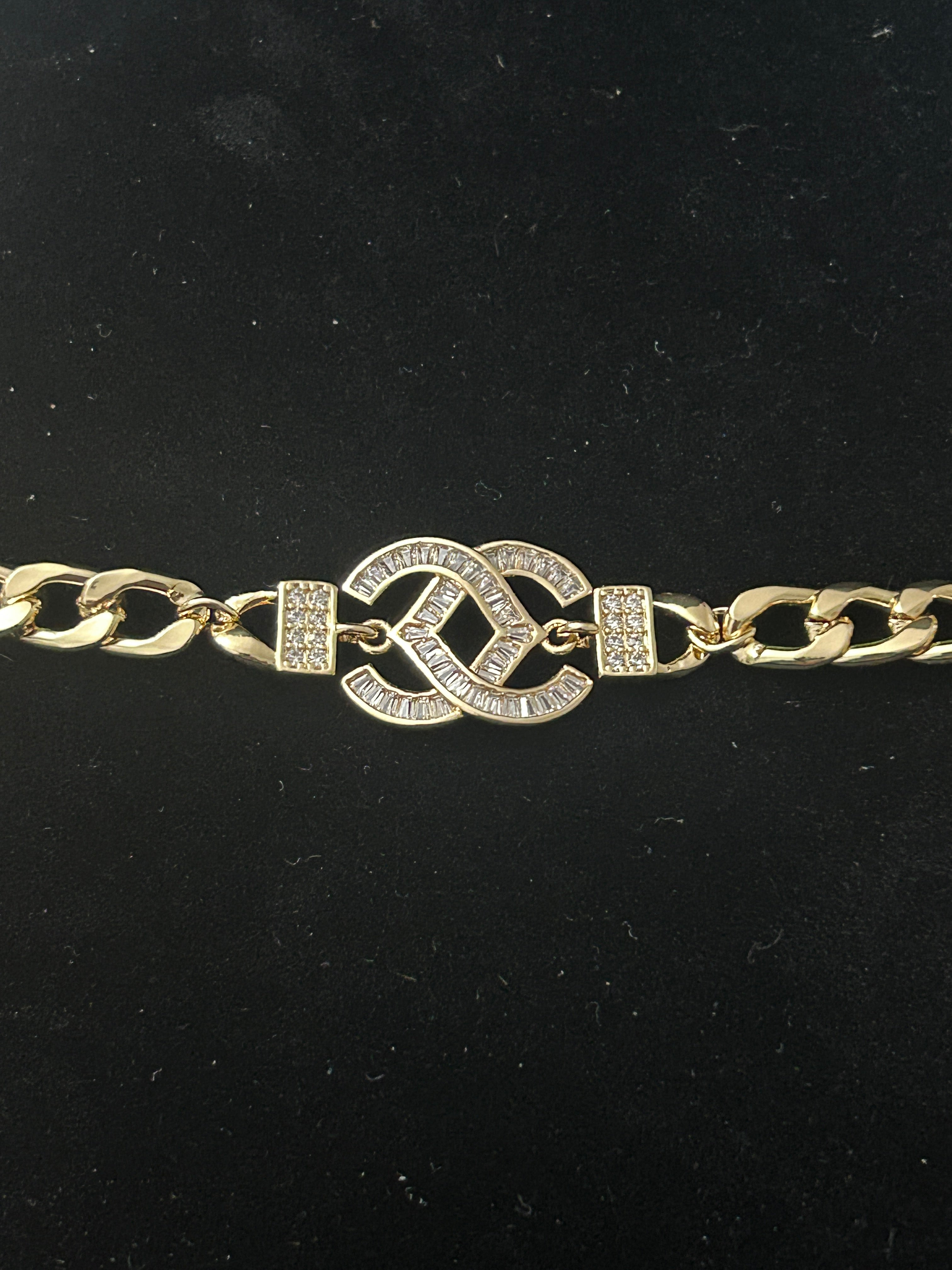 B83 - 14k Gold Chanel Style VVS CZ 8 Inch