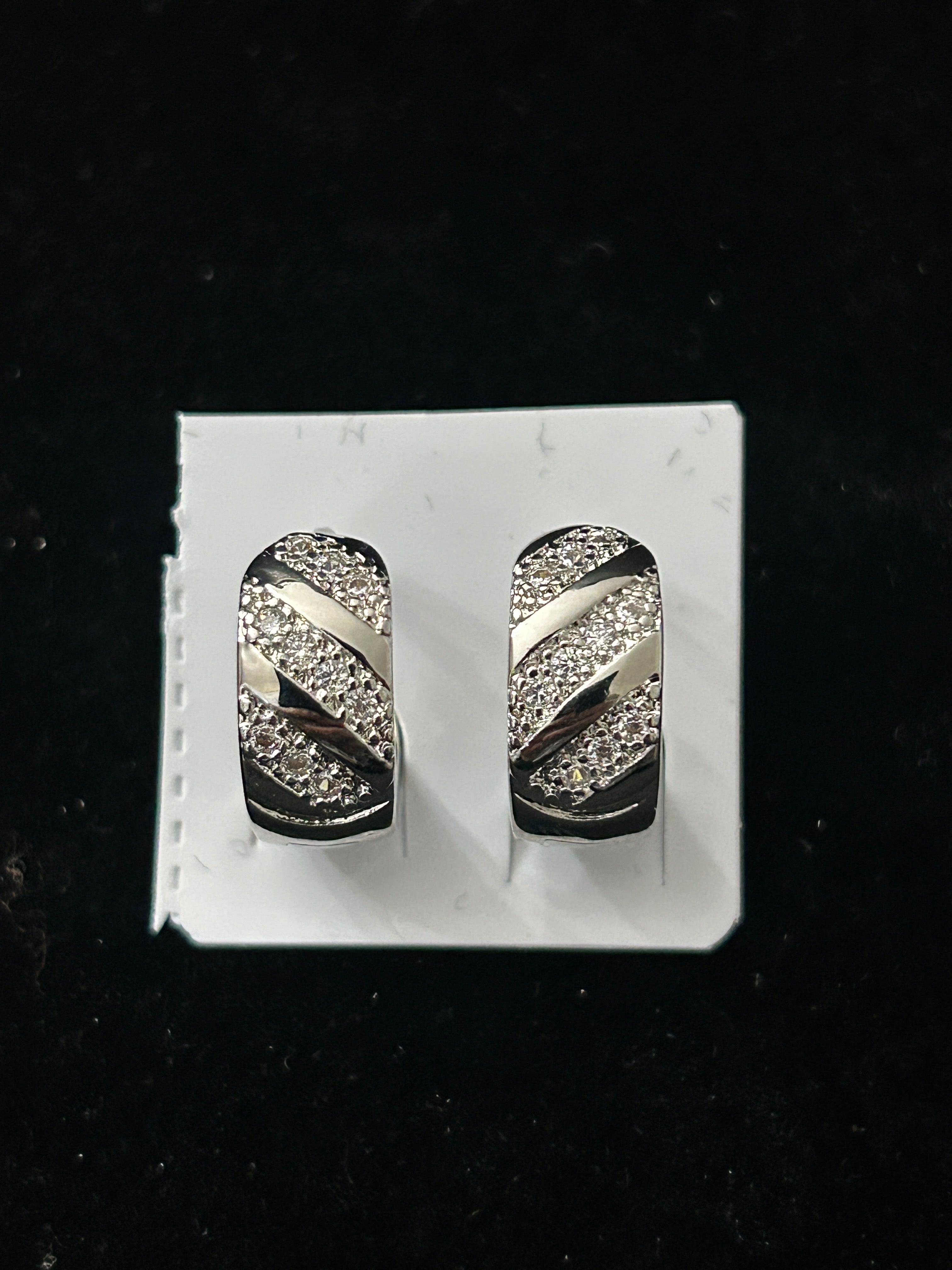 E92 - 14k White Gold VVS CZ Small Hoops