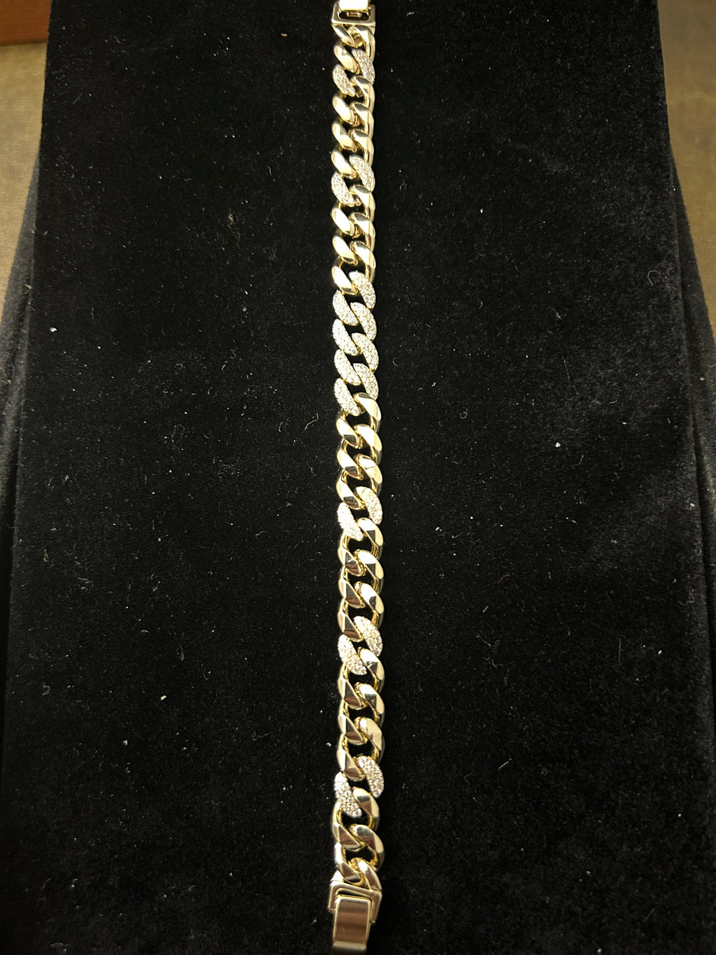 14k Gold VVS CZ 8 Inch Cuban 8MM