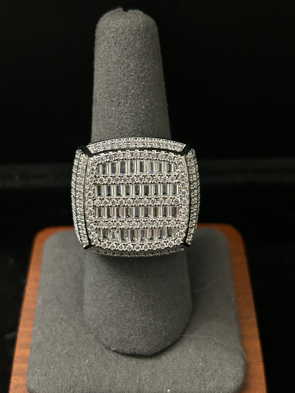 14k White Gold VVS CZ Size 9 Men’s