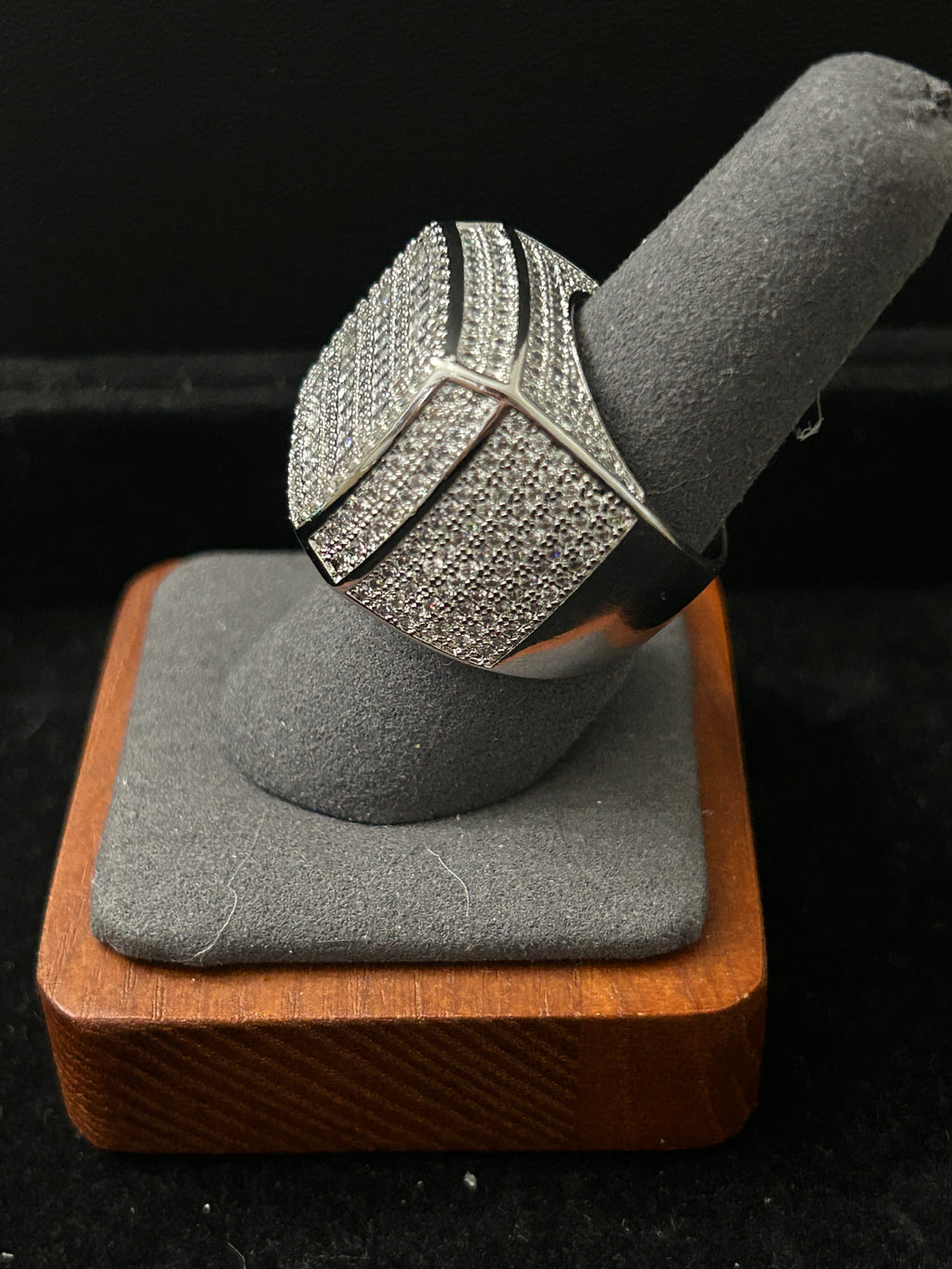 14k White Gold VVS CZ Size 9 Men’s