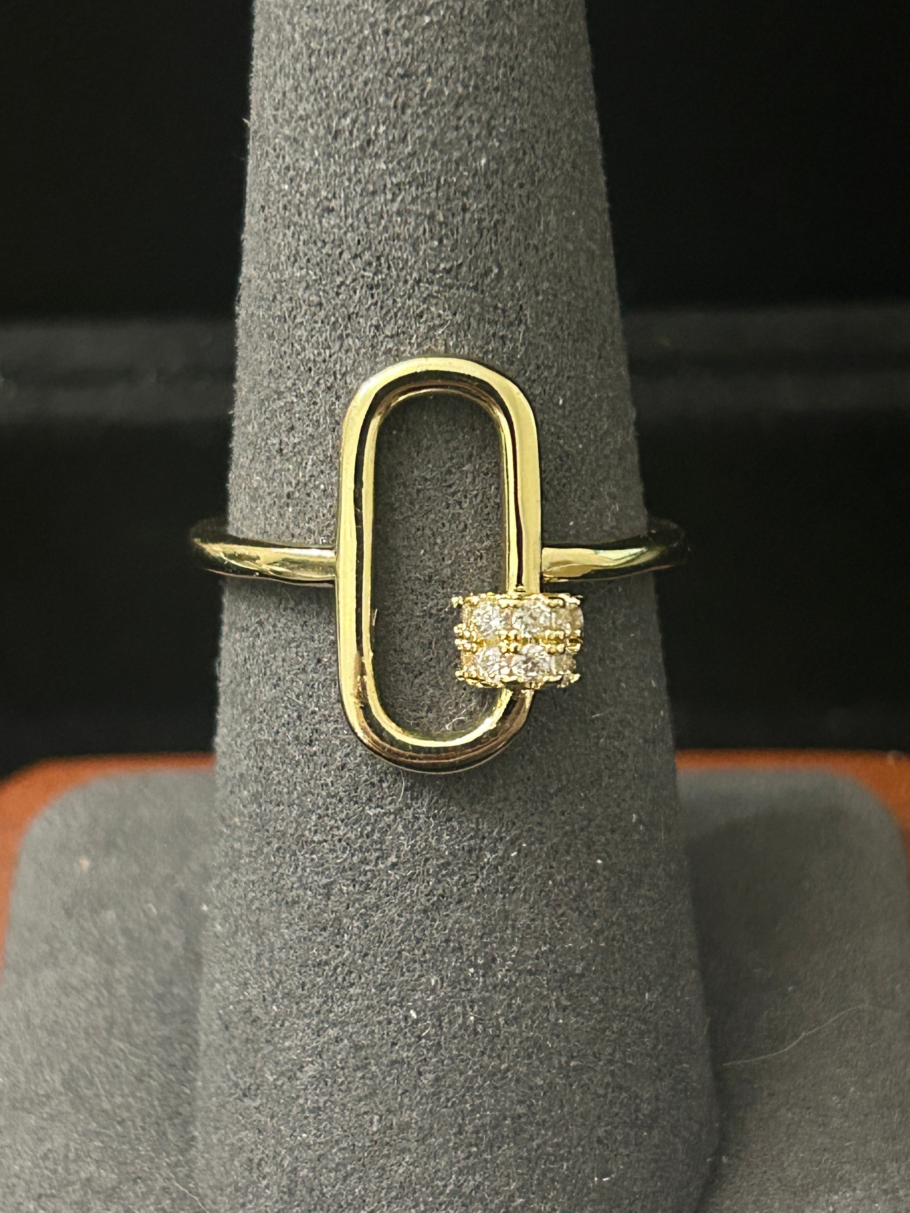 R78 - 14k Gold VVS CZ Size 8