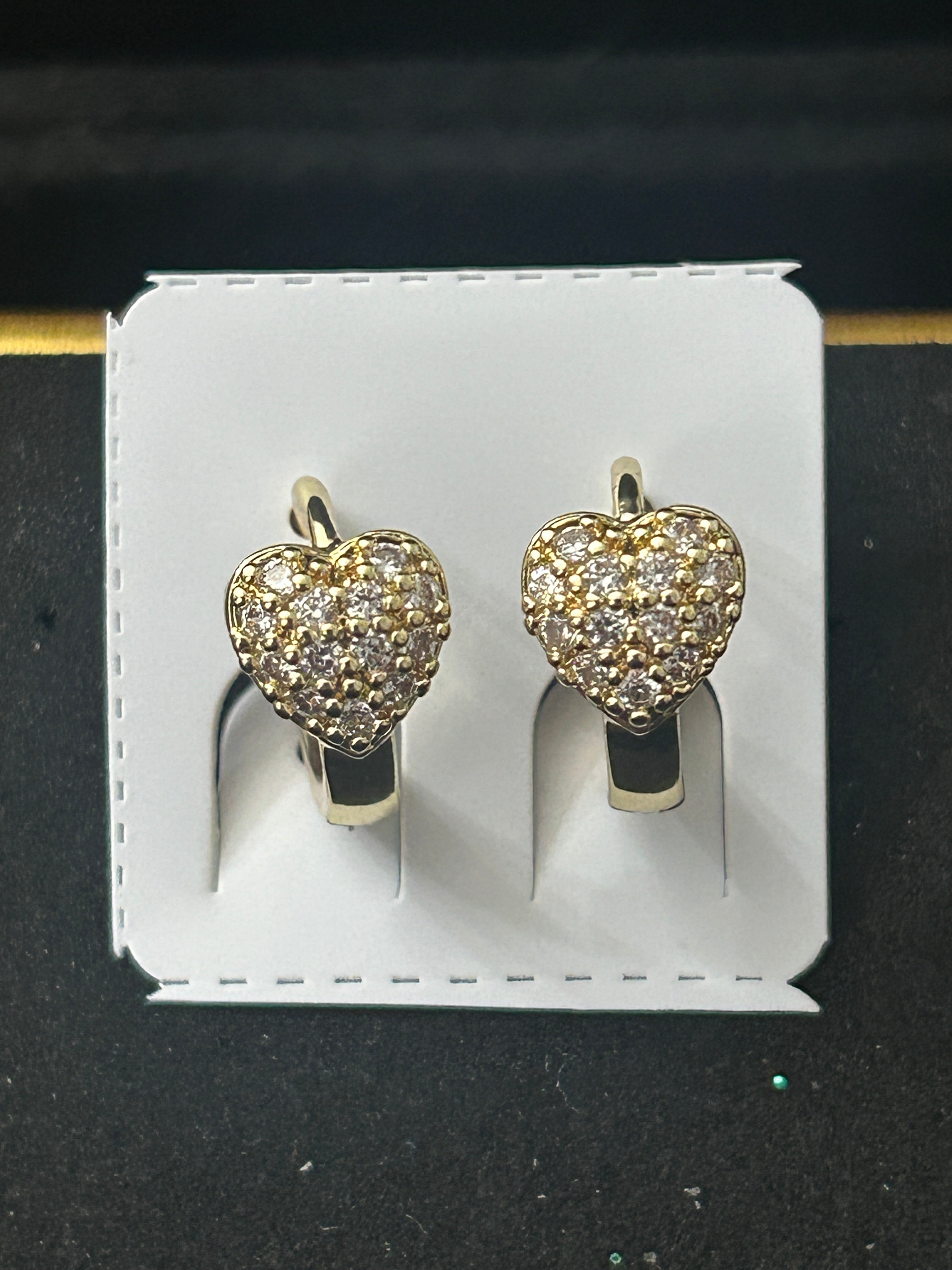 E106 - 14k Gold VVS CZ Puff Heart Hoops
