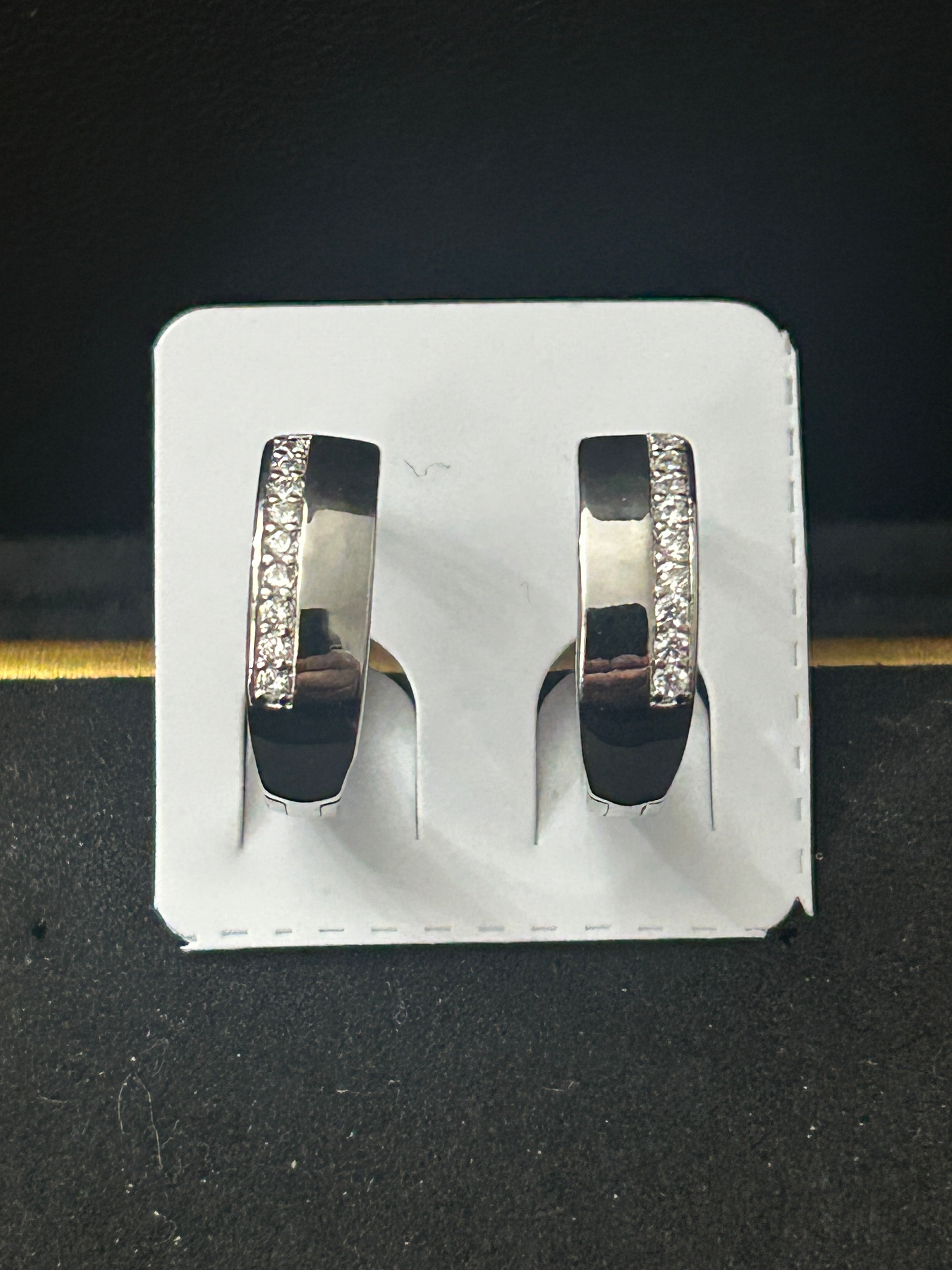 E109 - 14k White Gold VVS CZ Hoops