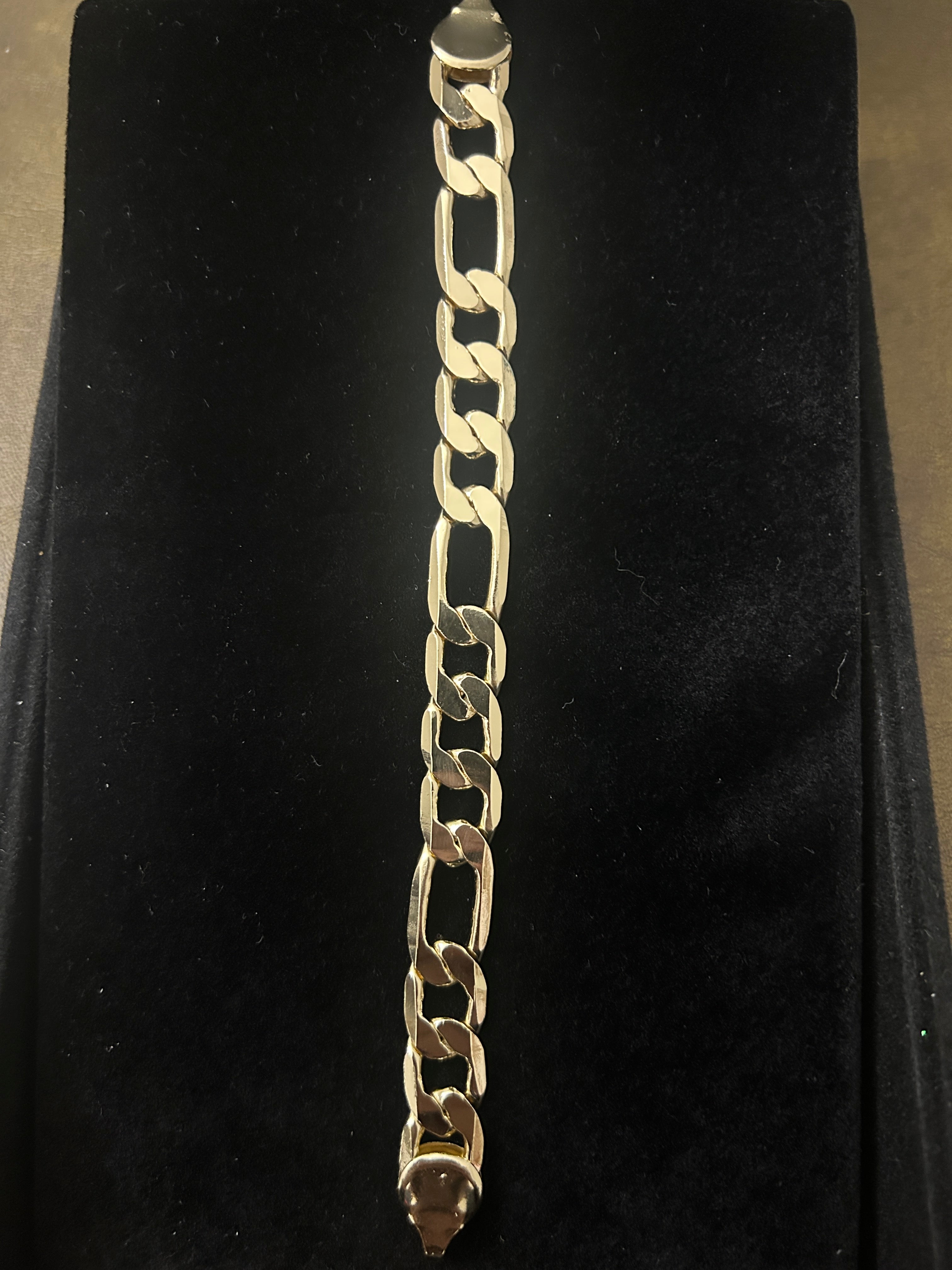 B99 - 14k Gold 8.5in 12mm Figaro