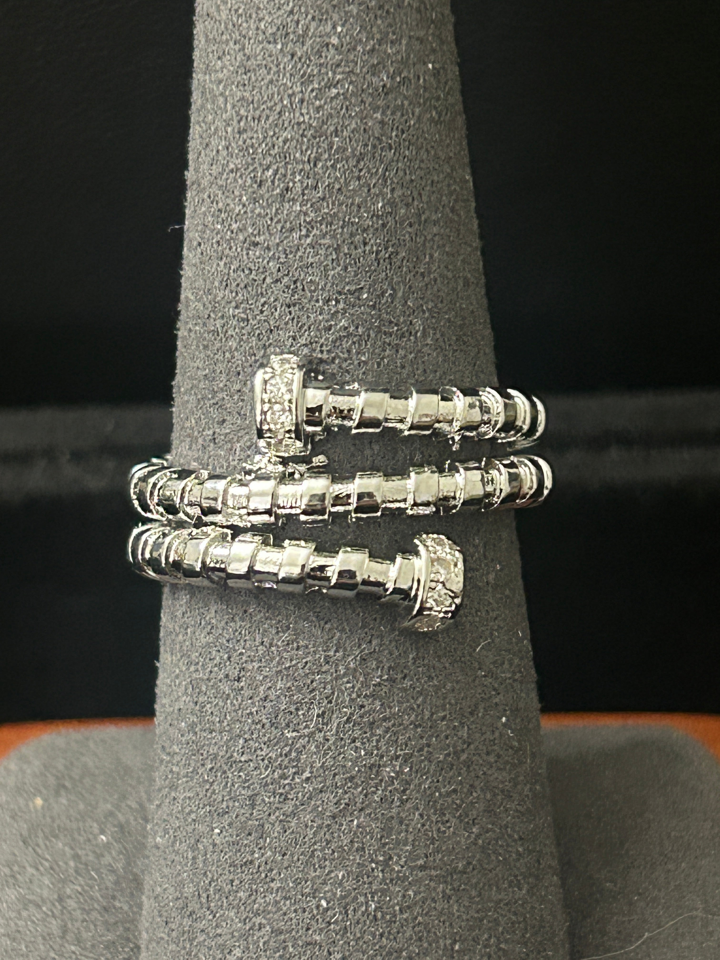 R80 - 14k White Gold VVS CZ 6-9 Adjustable Nail Ring