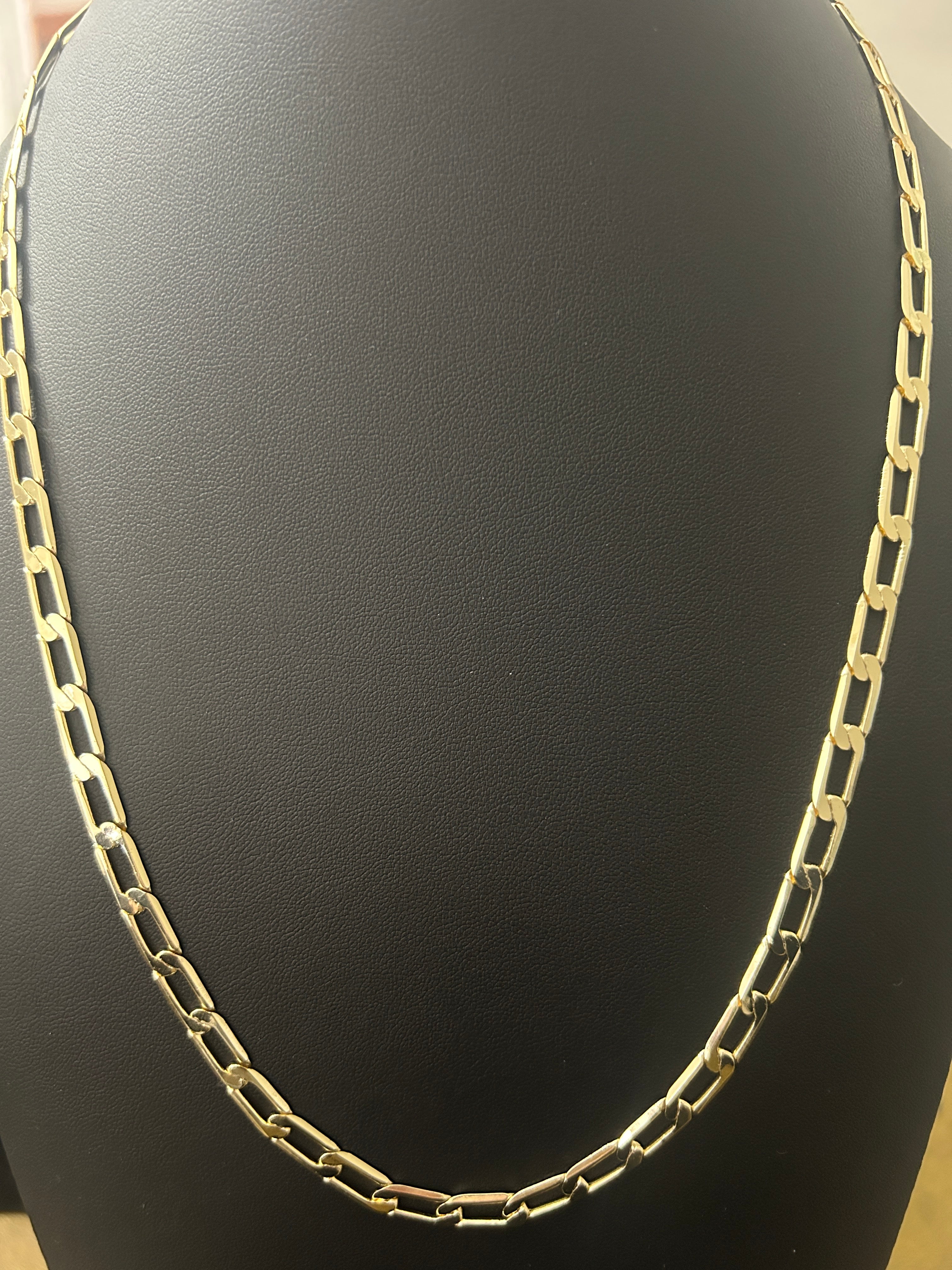 C96 - 14k Gold 24 Inch Oval Link 6mm