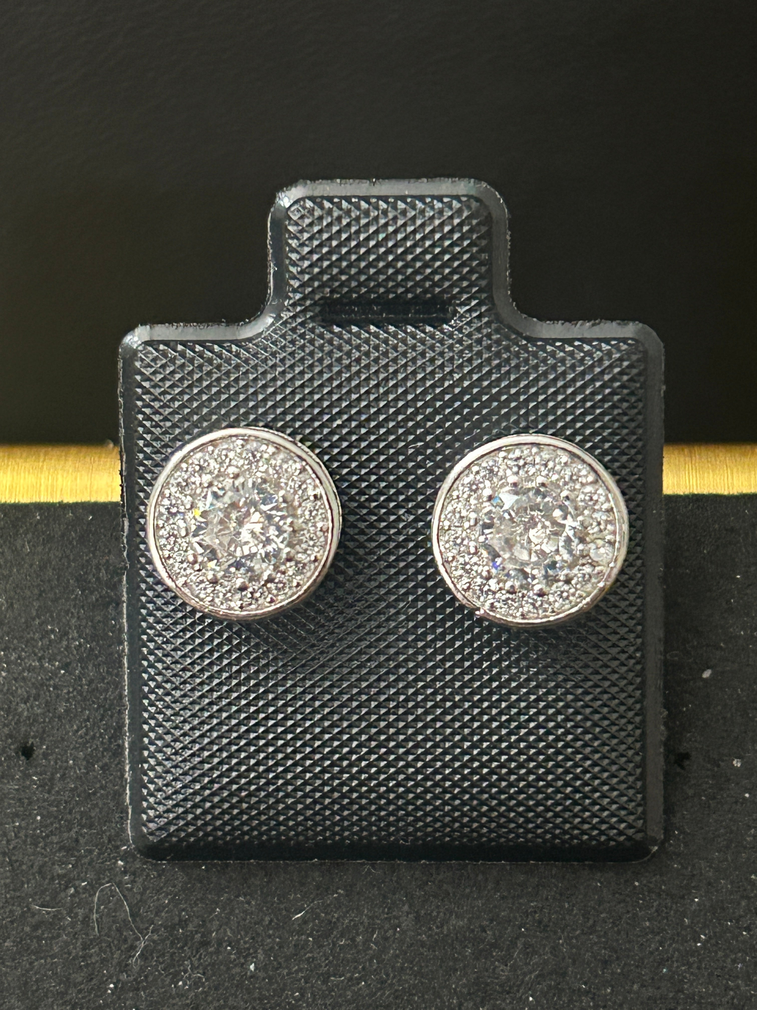 E112 - 14k White Gold VVS CZ Round Studs